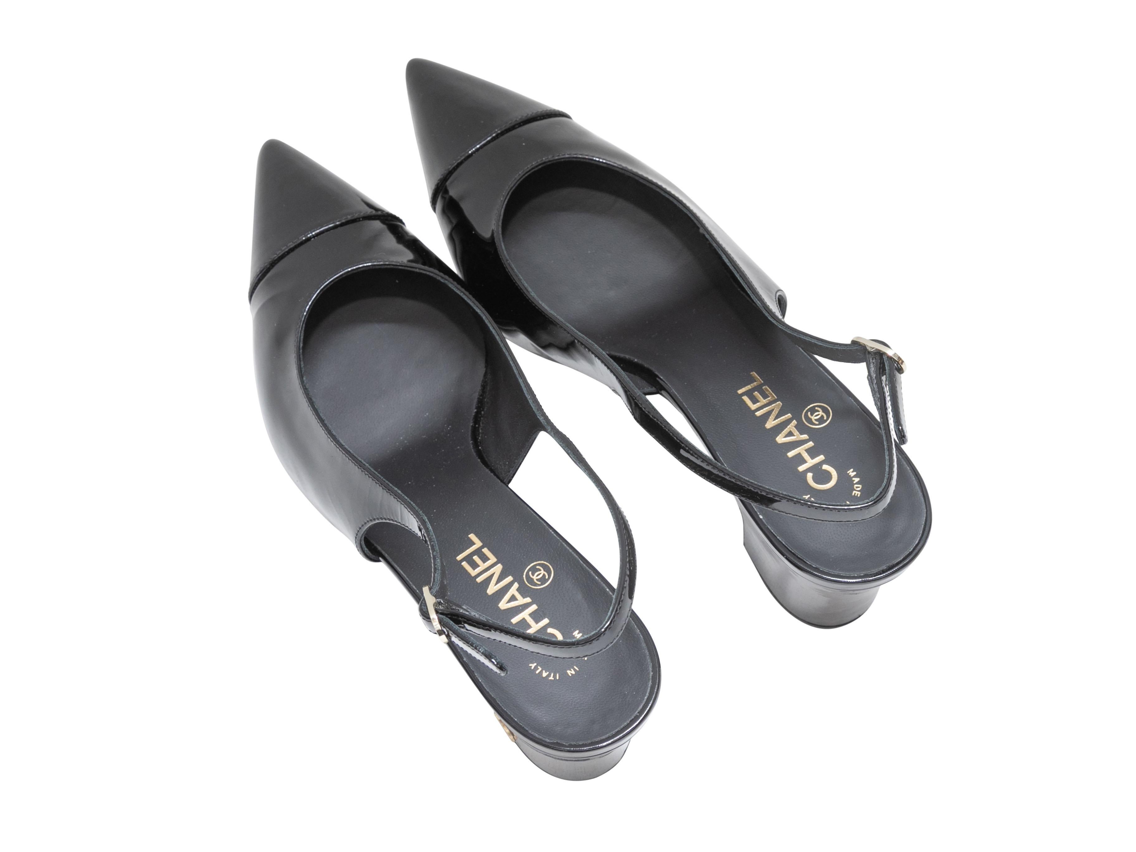 Black Chanel Pointed-Toe Patent Slingbacks Size 40 In Good Condition In New York, NY