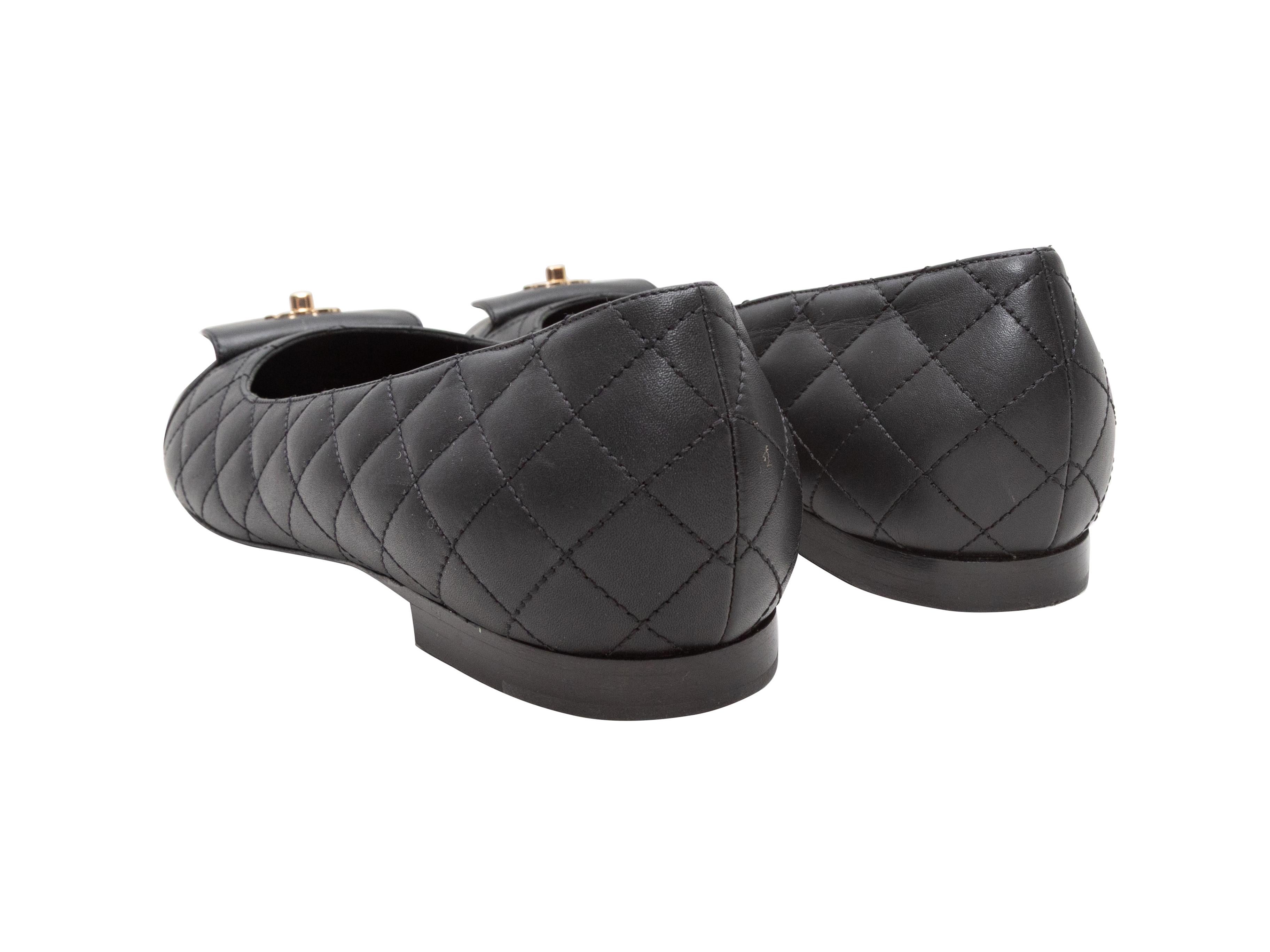 Women's Black Chanel Quilted CC Ballet Flats Size 40.5 For Sale