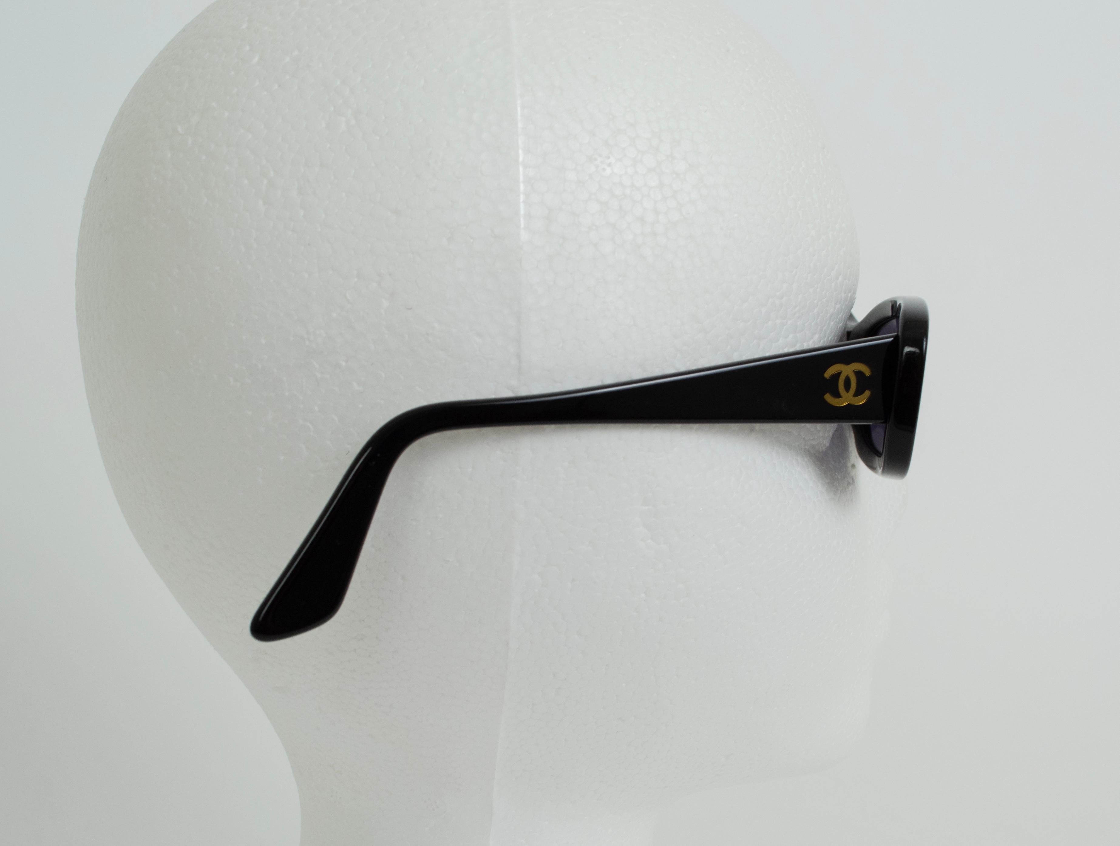 Gafas de sol Chanel CC rectangulares negras Estilo 5011 c 501/91 - 51-19-135 mm, 2000 en venta 6