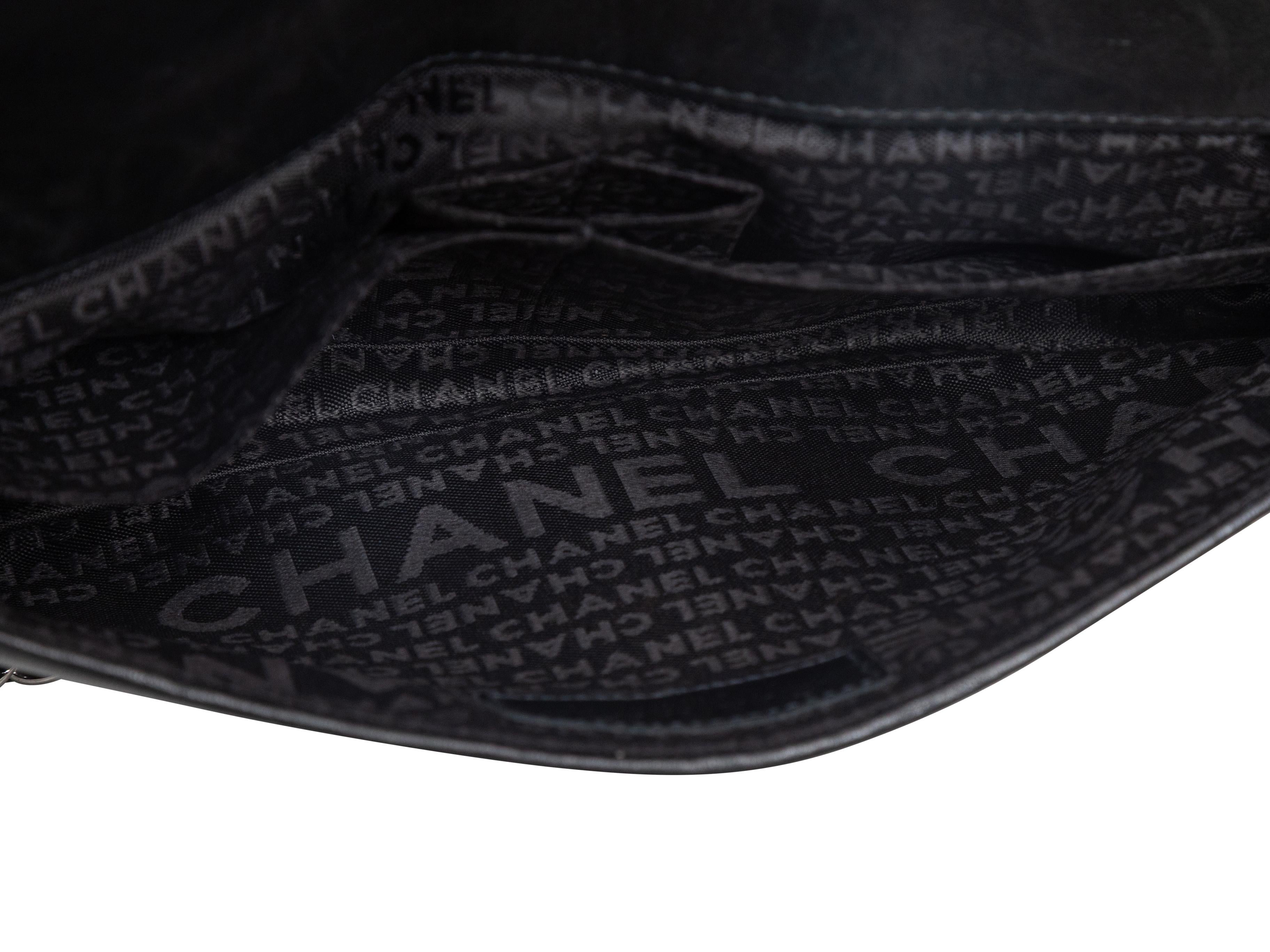 Black Chanel Triple Chain Shoulder Bag Damen im Angebot