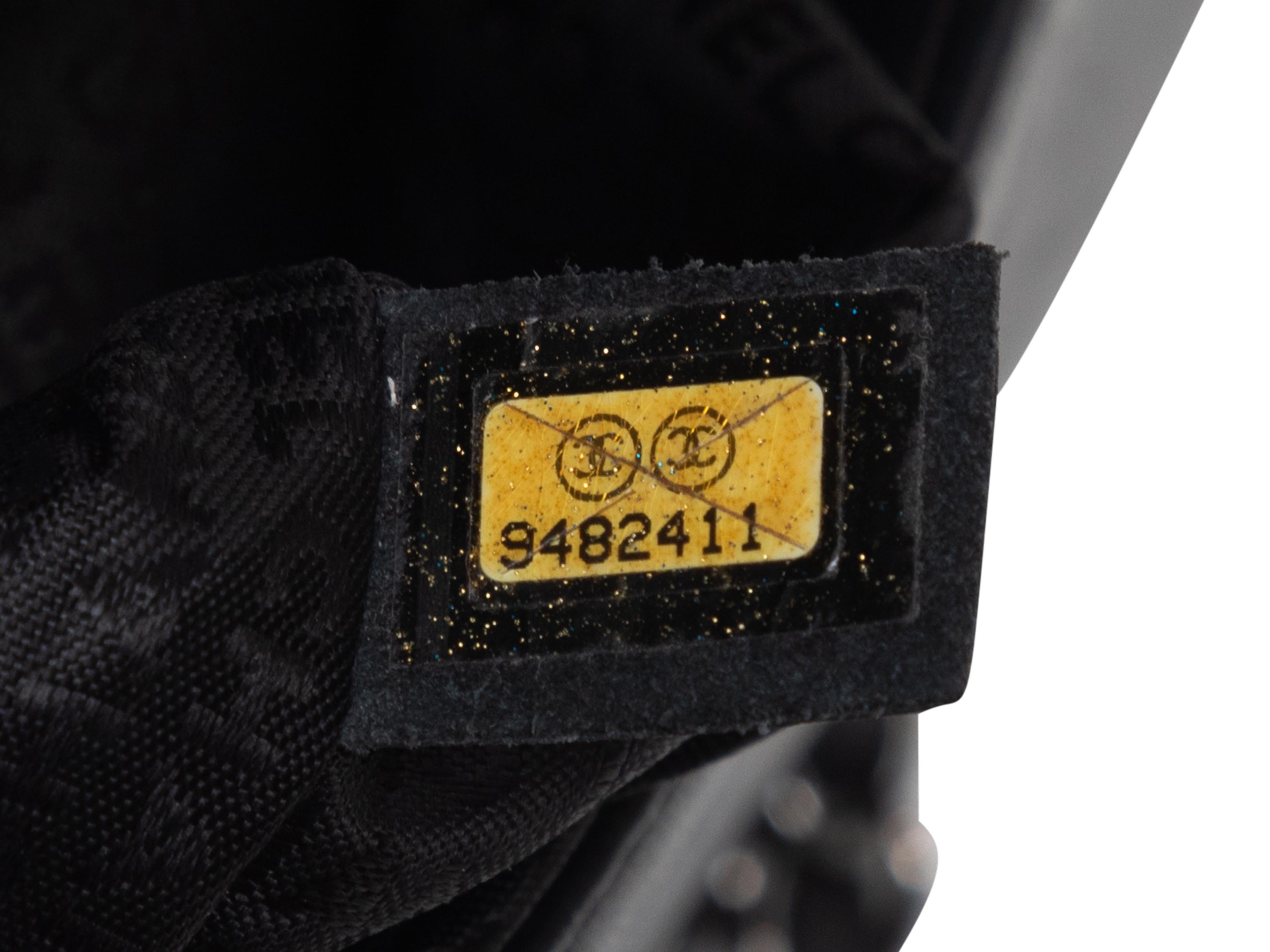 Black Chanel Triple Chain Shoulder Bag im Angebot 1