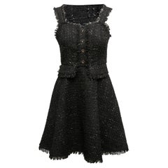 Robe sans manches en tweed noir de Chanel Taille FR 40