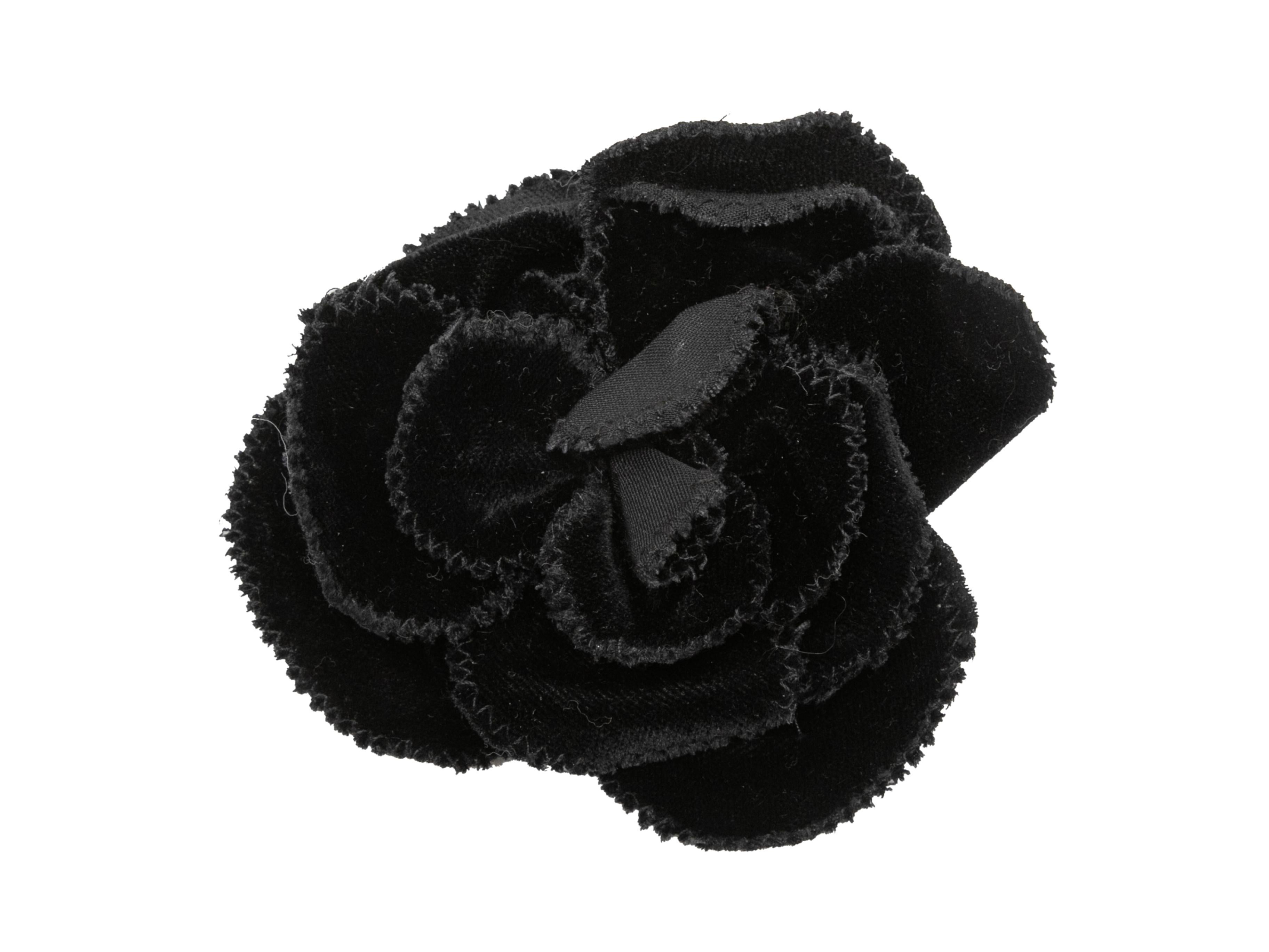 Black Chanel Velvet Camellia Lapel Pin In Good Condition For Sale In New York, NY