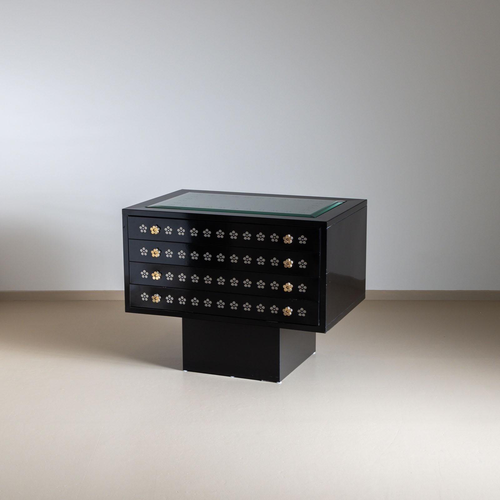 Black Chest of Drawers and Night Stands by Matteo Thun, Italy 1980s For Sale 3