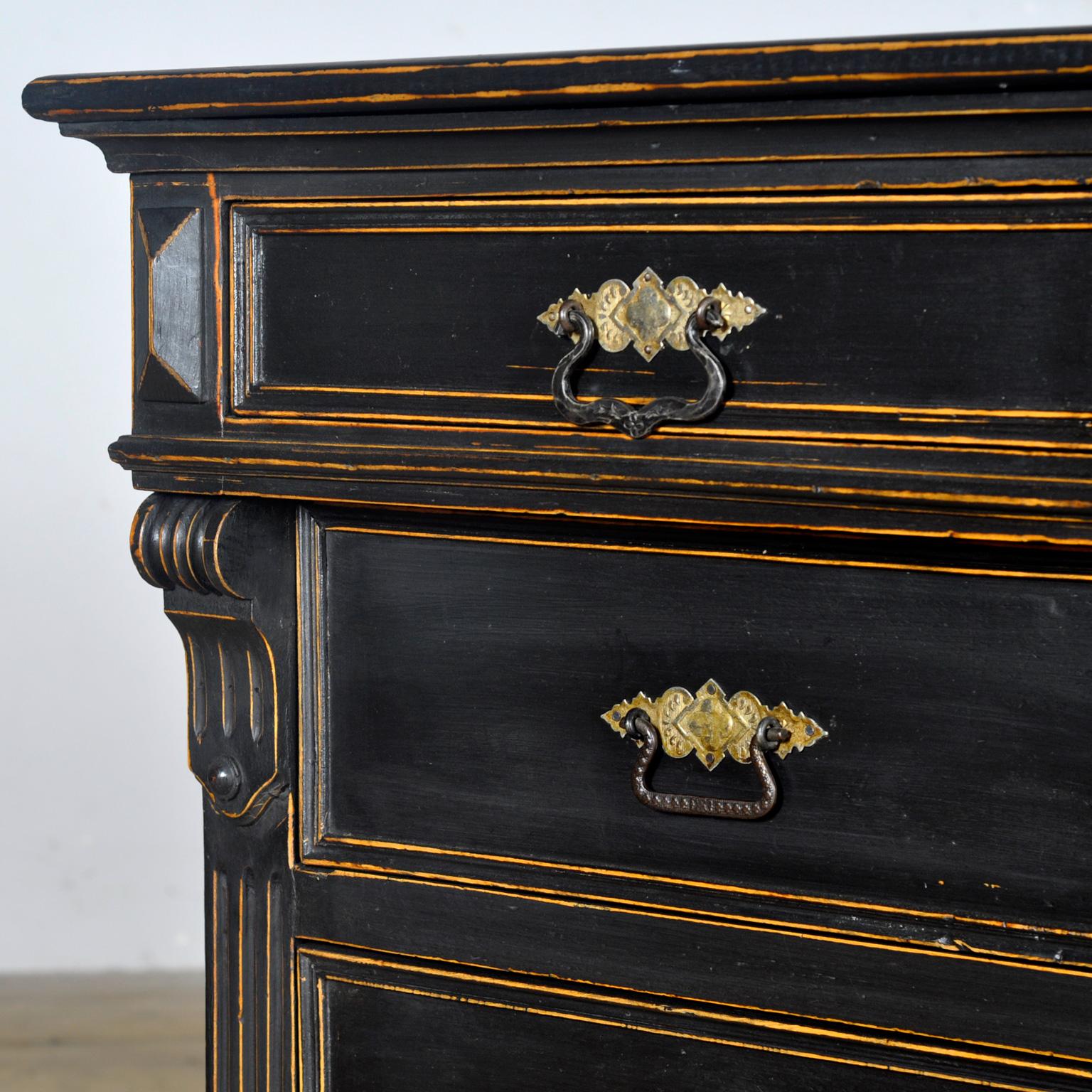 Black Chest of Drawers, circa 1900 en venta 6