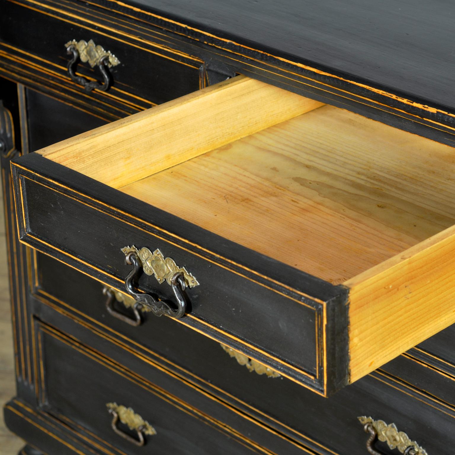 Black Chest of Drawers, circa 1900 en Bueno estado para la venta en Amsterdam, Noord Holland
