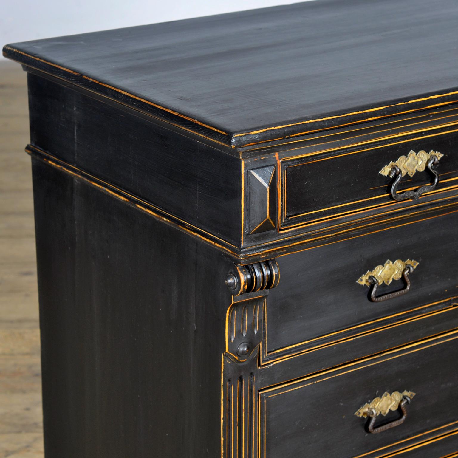 Black Chest of Drawers, circa 1900 Roble en venta