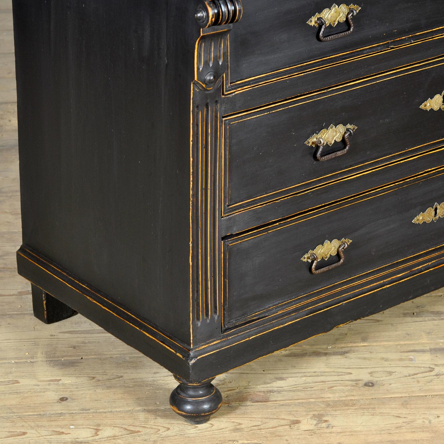 Black Chest of Drawers, circa 1900 en venta 1