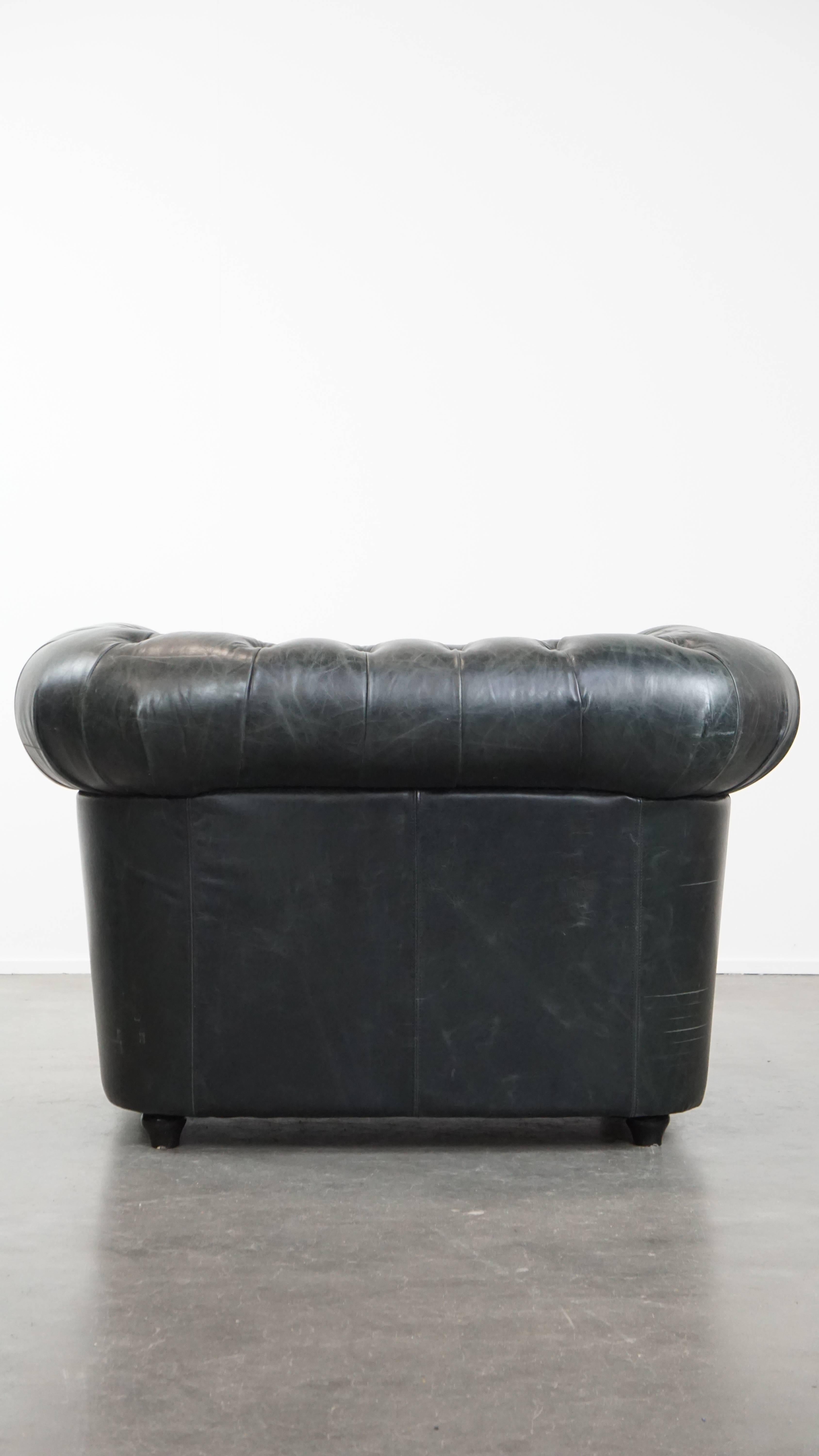 Fait main Fauteuil Chesterfield noir en cuir de vachette grainé en vente