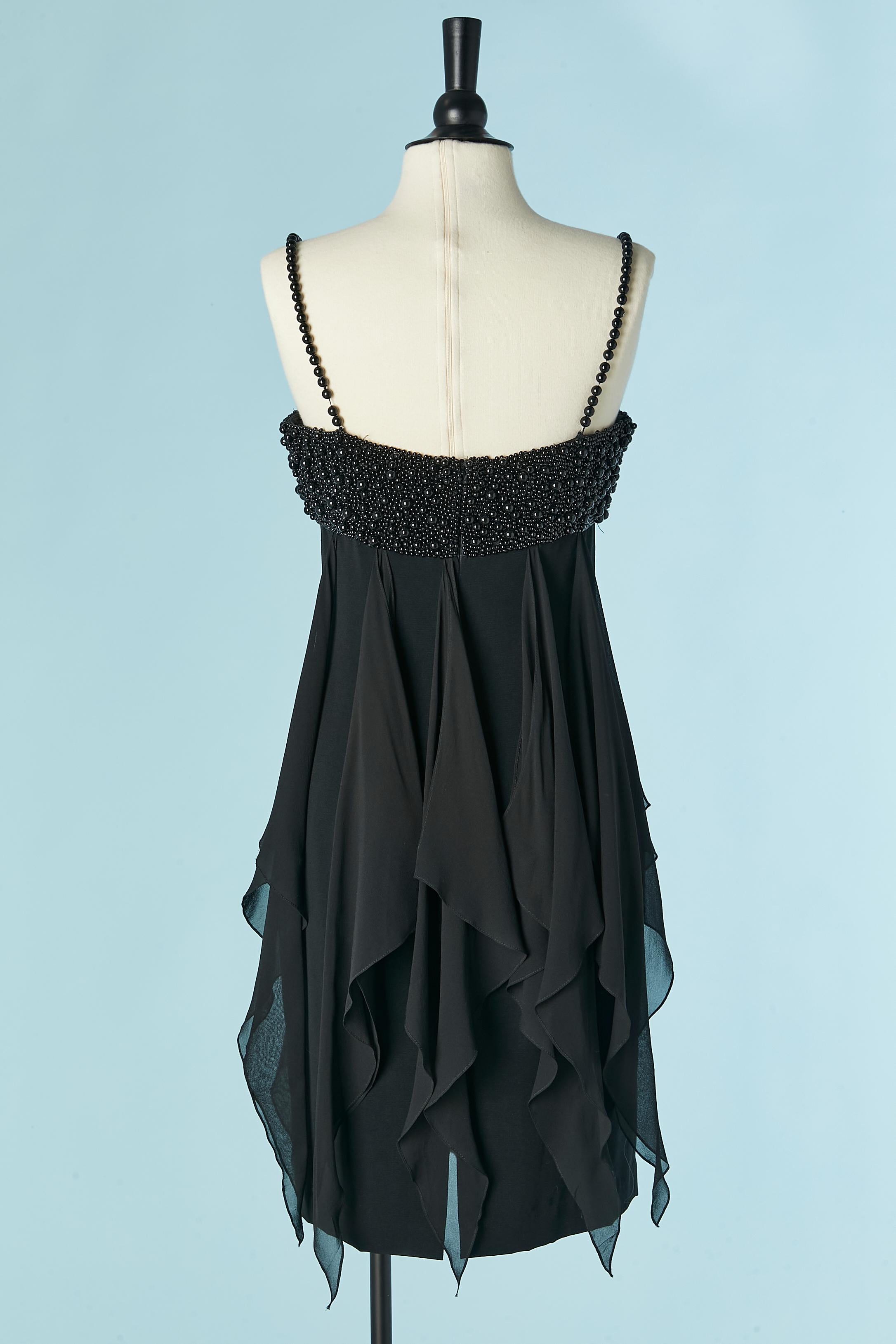 Vestido de cóctel de gasa negra con corpiño de cuentas negras BILL BLASS EVENING en venta 2