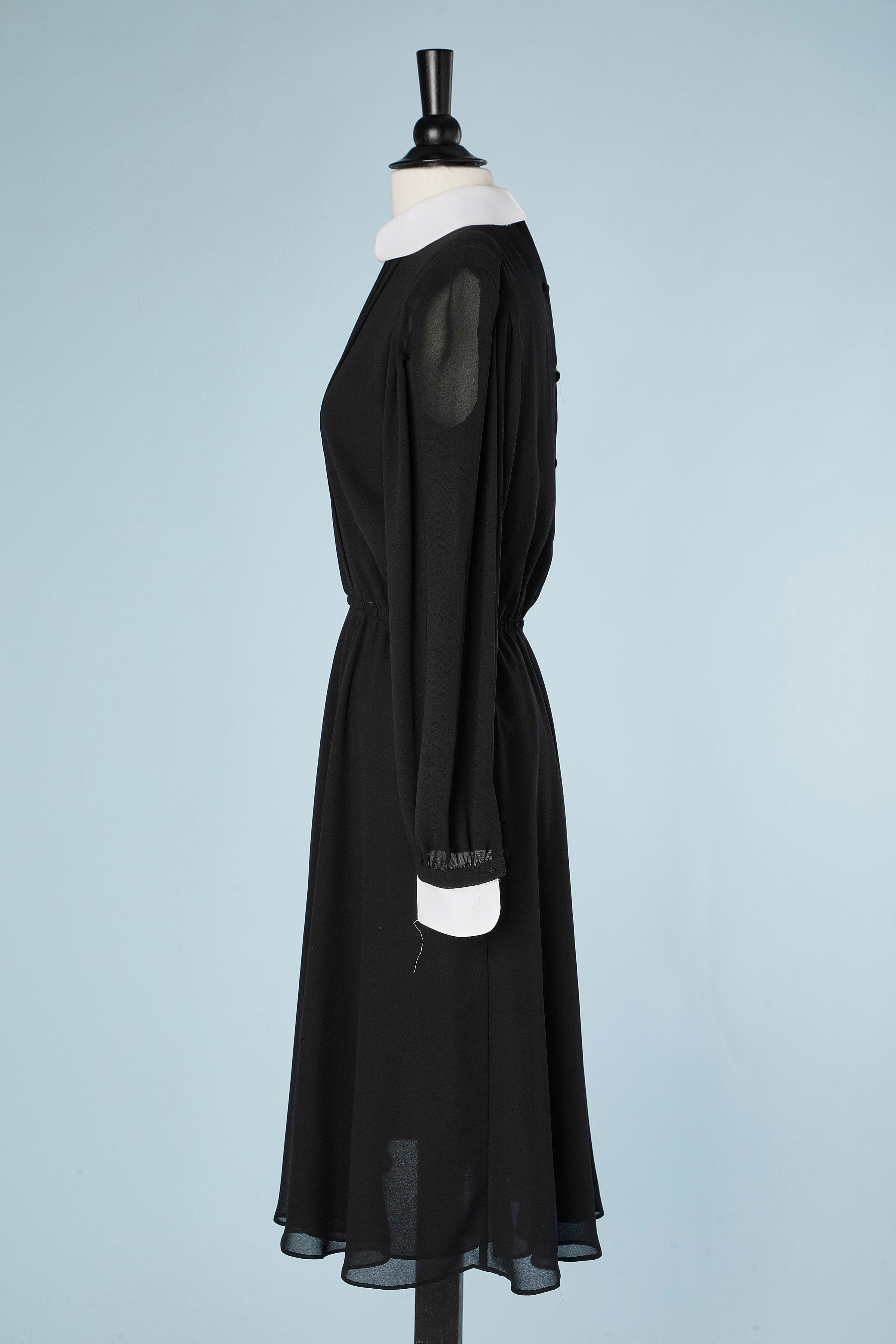 Black chiffon dress with white collar and cuffs Pierre Cardin Boutique  In Excellent Condition In Saint-Ouen-Sur-Seine, FR