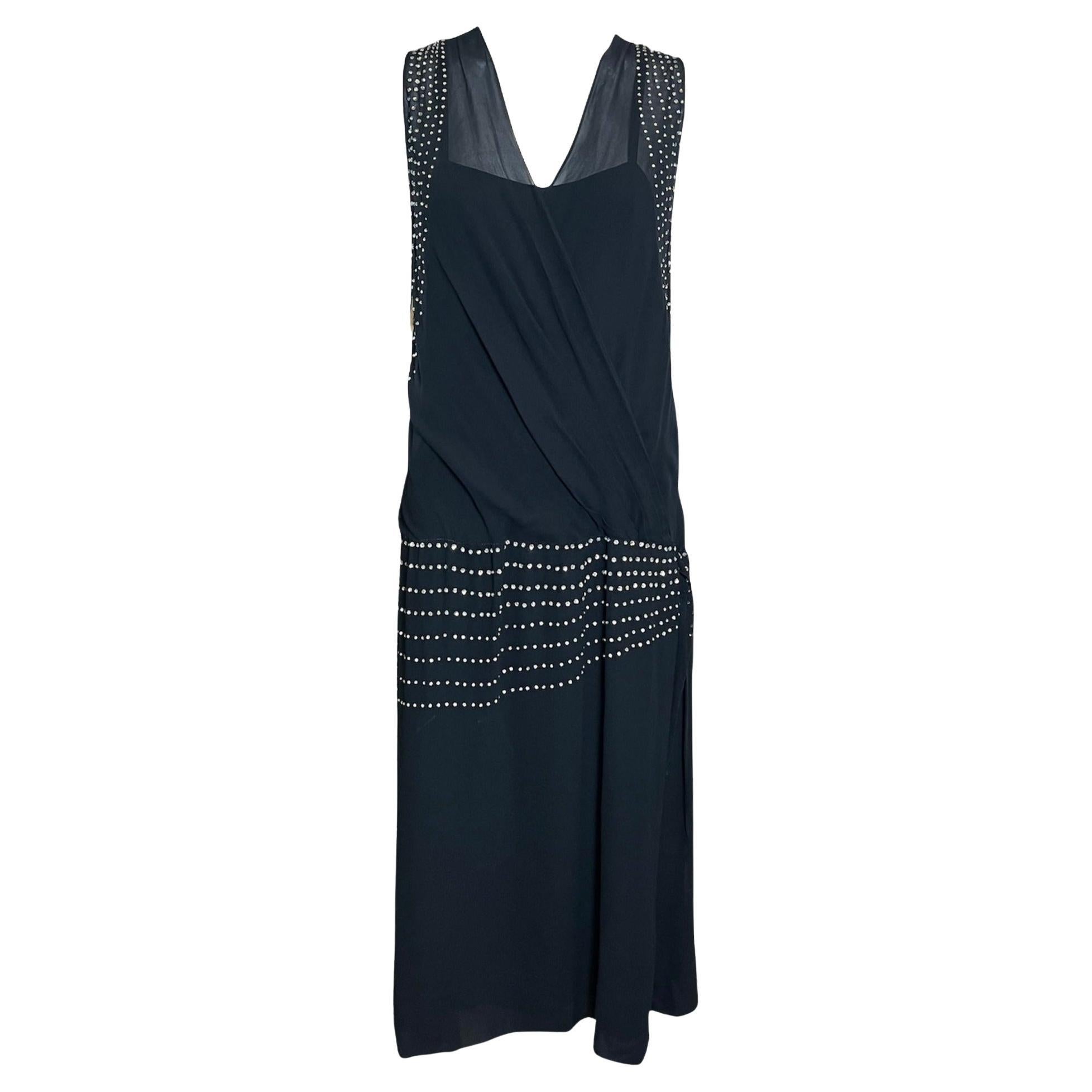 Robe de claquette en mousseline noire ornée de strass, années 1920