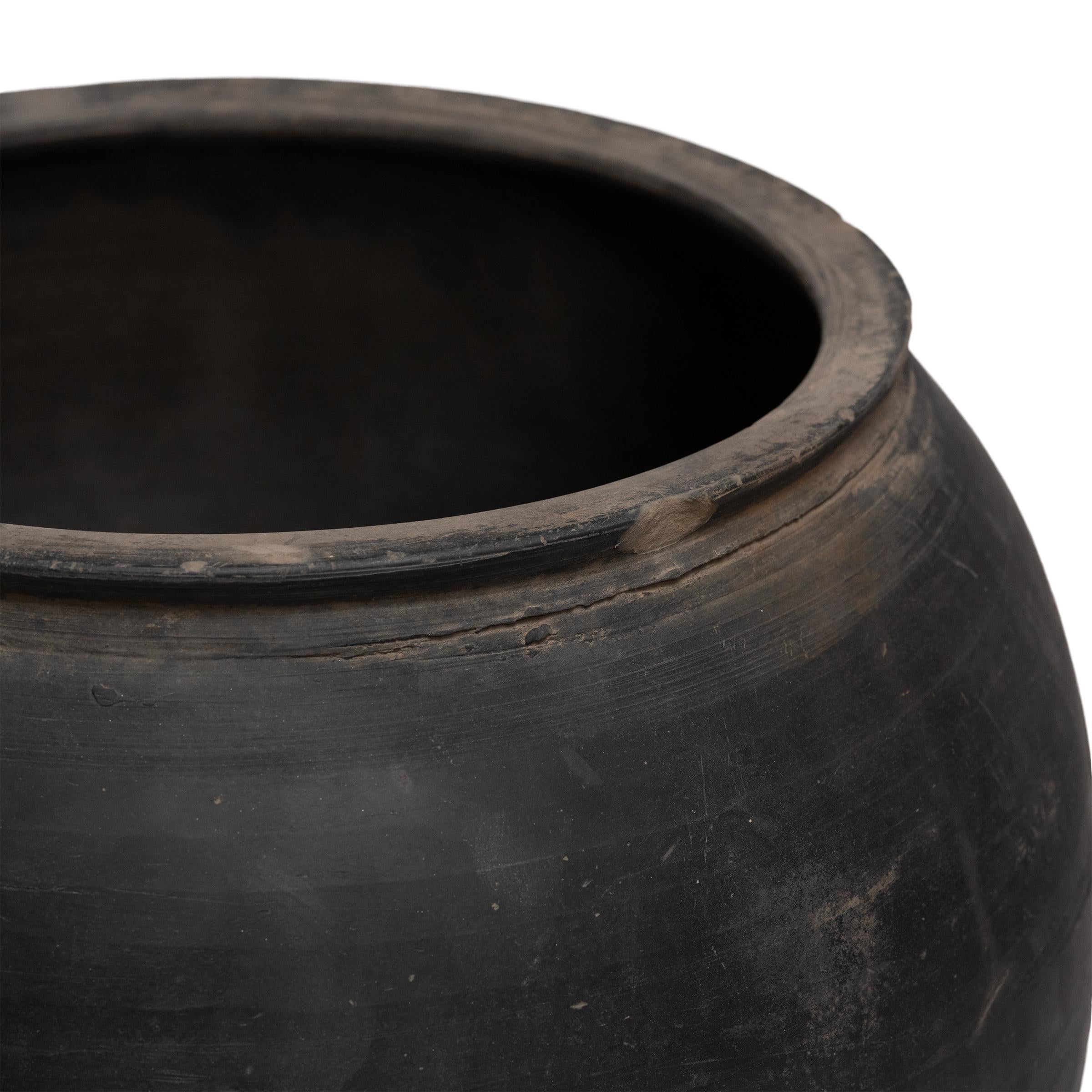 Cinese Vaso provinciale cinese nero, 1900 ca. in vendita