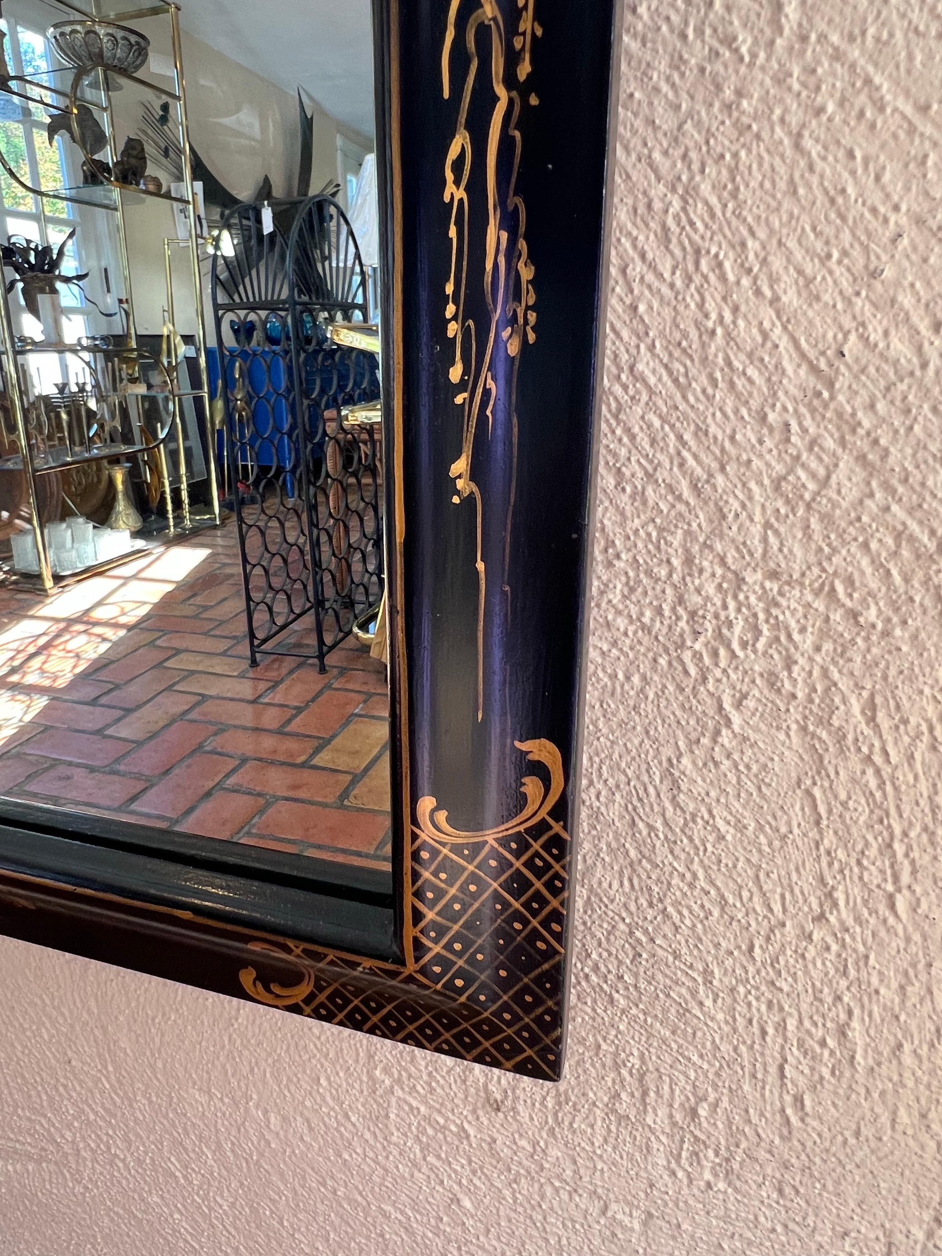 Miroir sculpté Chinoiserie noire en vente 11
