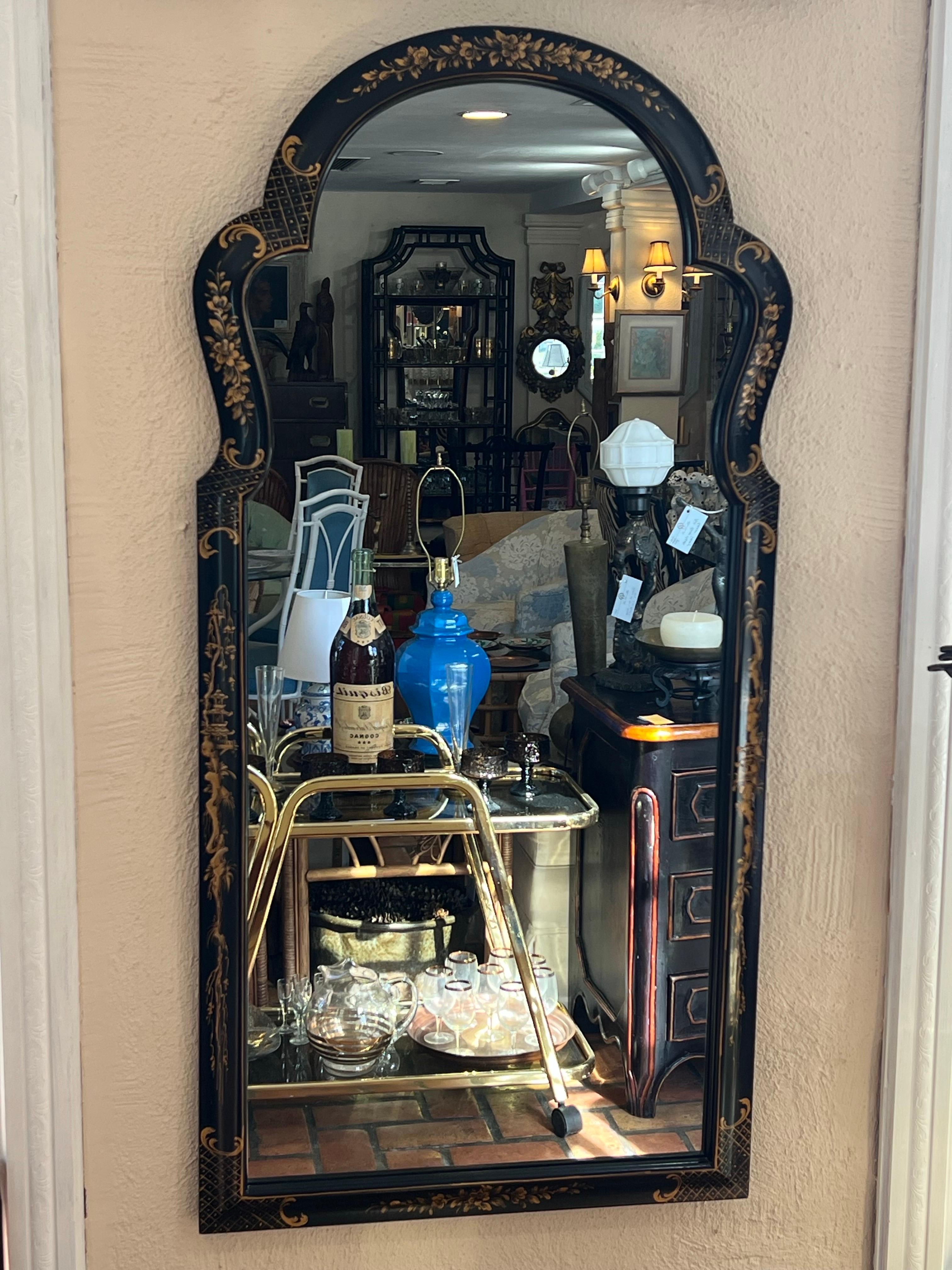 Chinoiseries Miroir sculpté Chinoiserie noire en vente