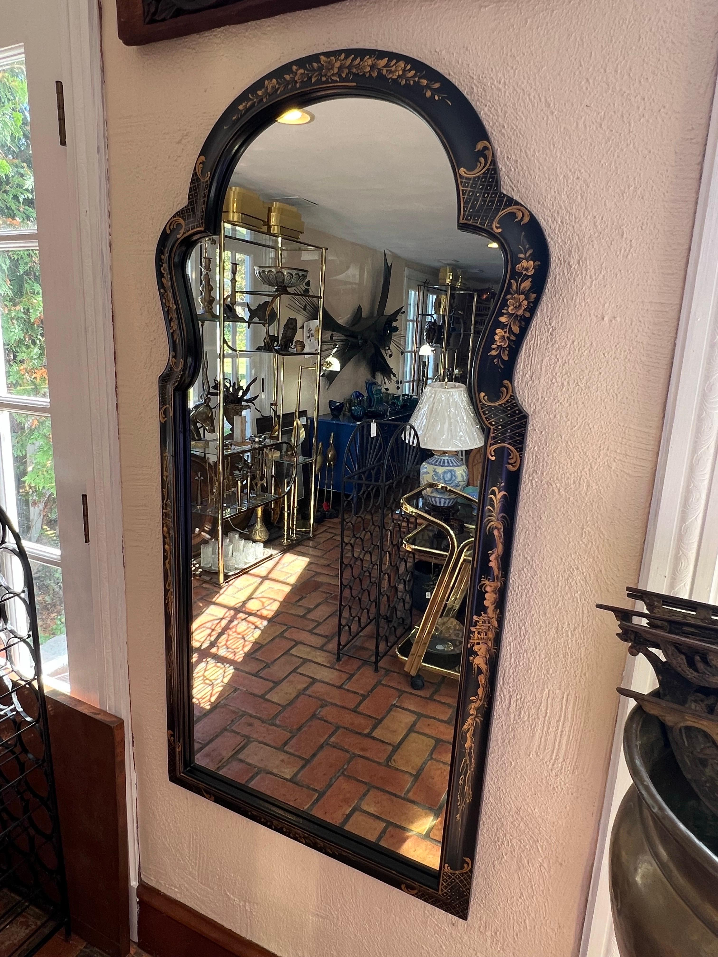 Miroir sculpté Chinoiserie noire en vente 4