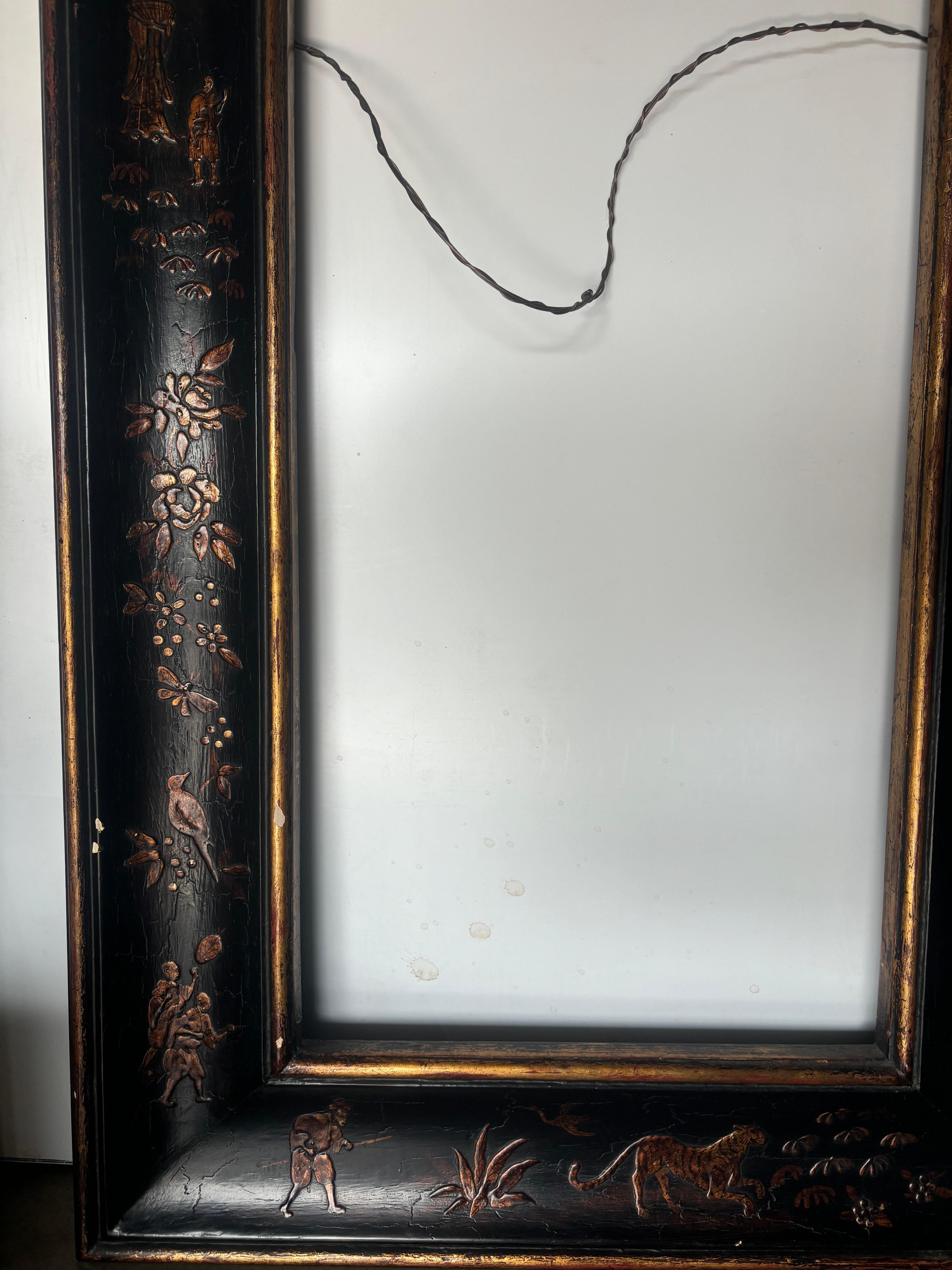 Black Chinoiserie Concave Frame In Excellent Condition For Sale In Los Angeles, CA