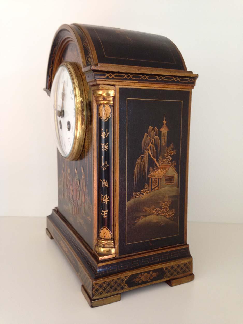 Black Chinoiserie Georgian Style Chiming English Mantel Clock, circa 1900 In Good Condition For Sale In Melbourne, Victoria