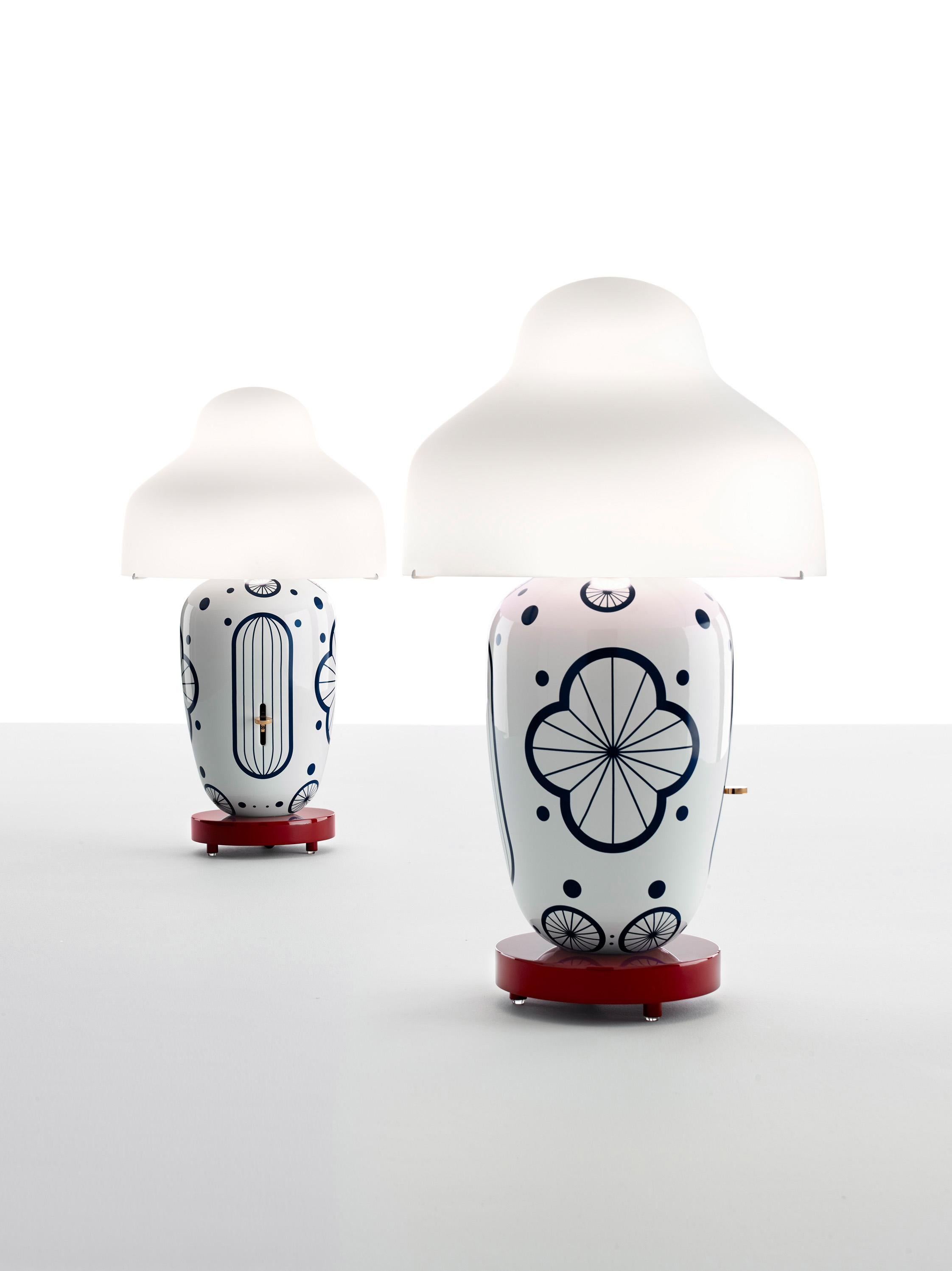 Lampe à poser Black Chinoz de Parachilna Neuf - En vente à Geneve, CH