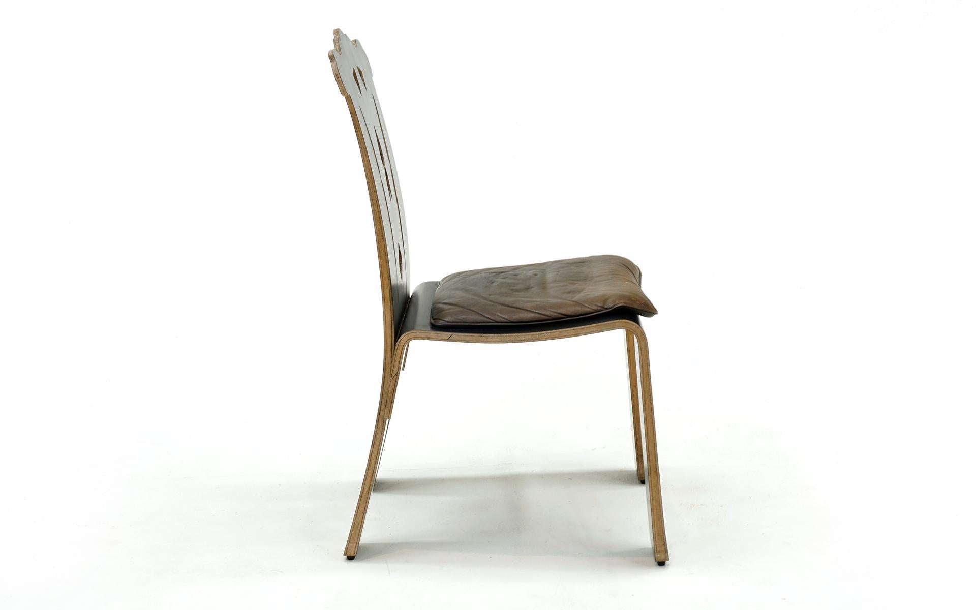 Schwarzer Chippendale-Stuhl von Robert Venturi für Knoll, 1980er Jahre. Befestigtes Kissen. im Zustand „Gut“ im Angebot in Kansas City, MO
