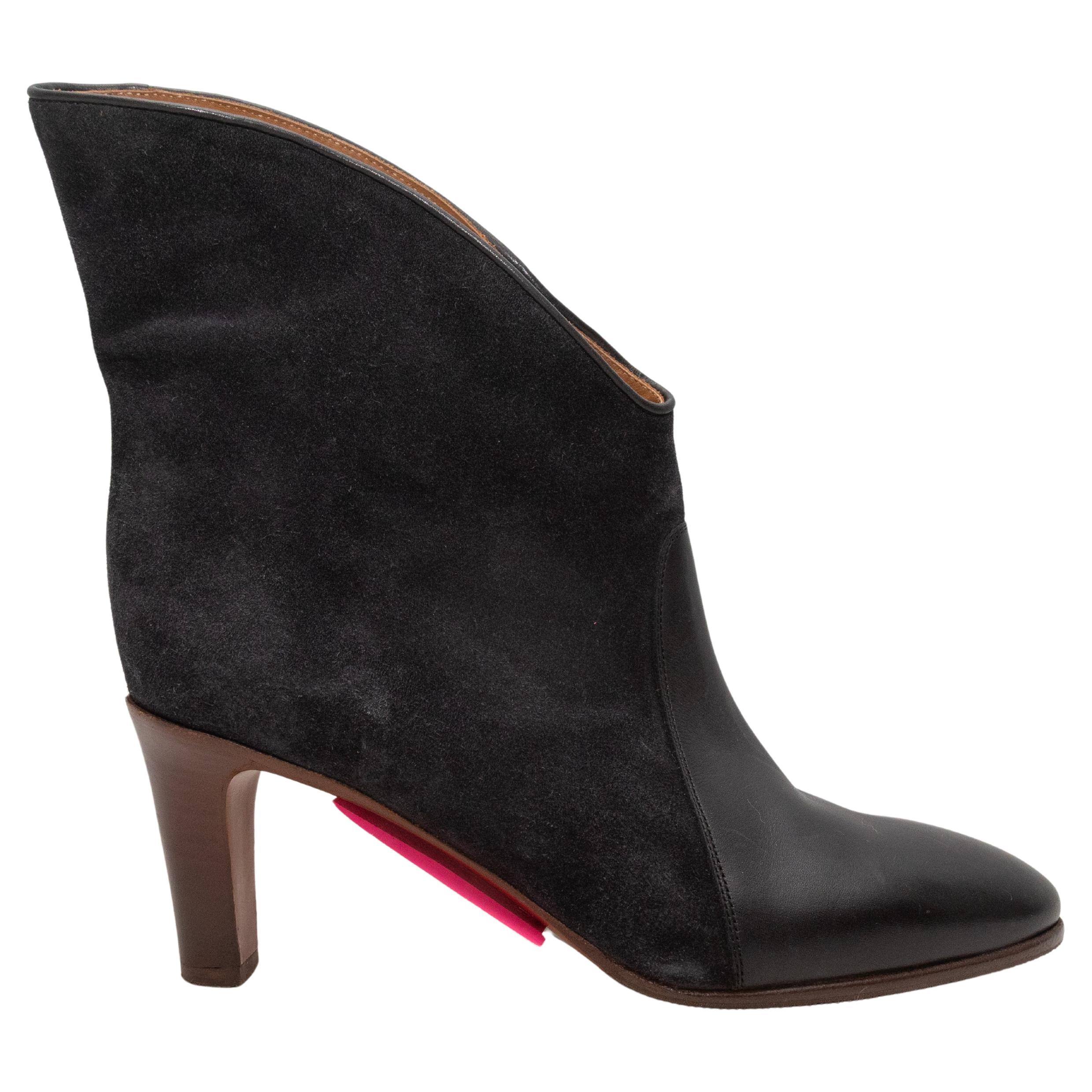 Black Chloe Suede & Leather Heeled Ankle Boots Size 37 For Sale