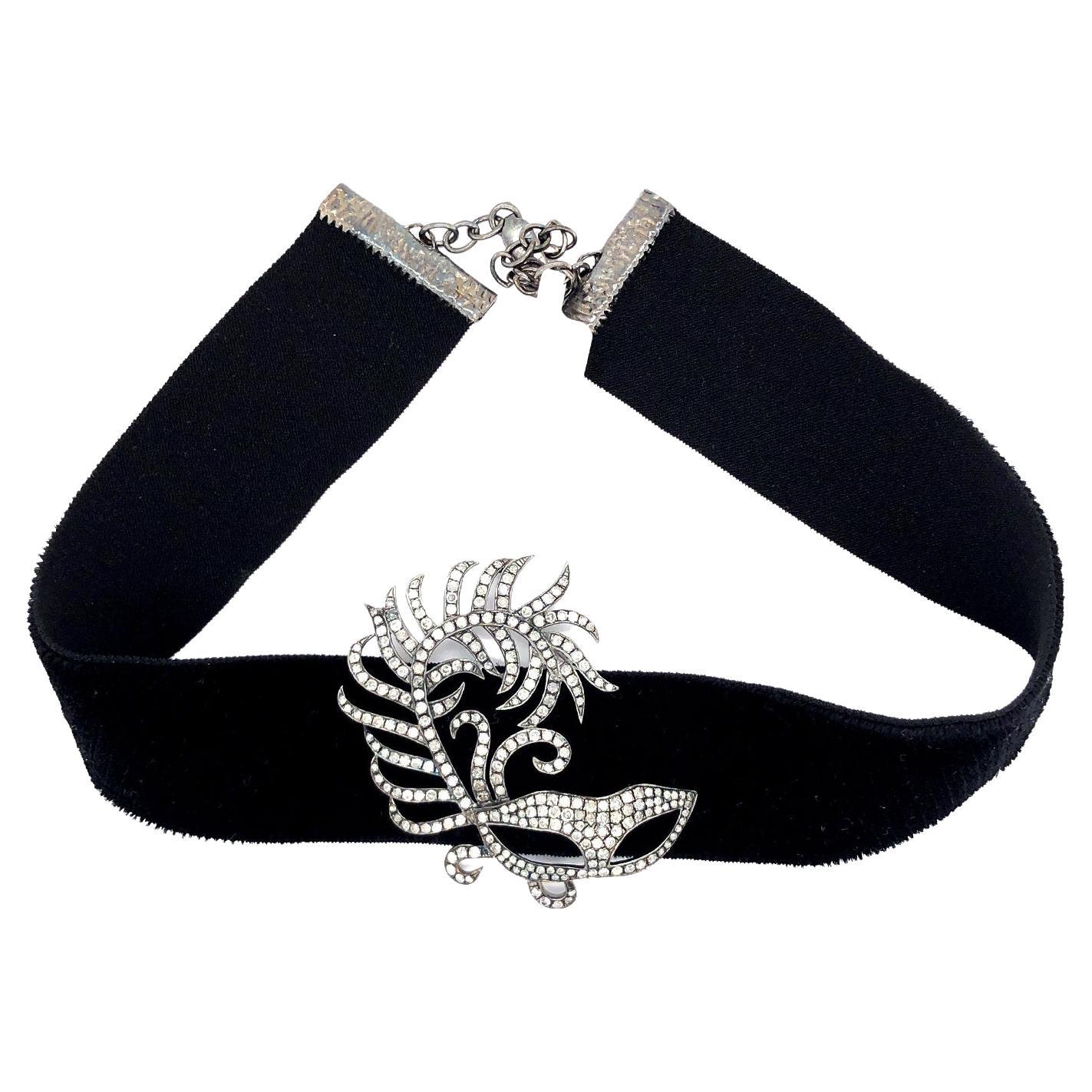 Choker-Halskette aus schwarzem Choker mit verziertem Pavé-Diamant