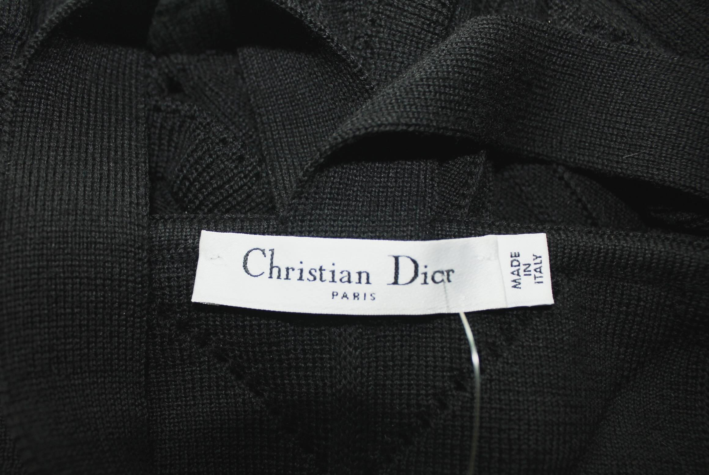CHRISTIAN DIOR Black 3D Crochet Knit Ribbed Dress with Ruches Dior Logo Plate 40 For Sale 1