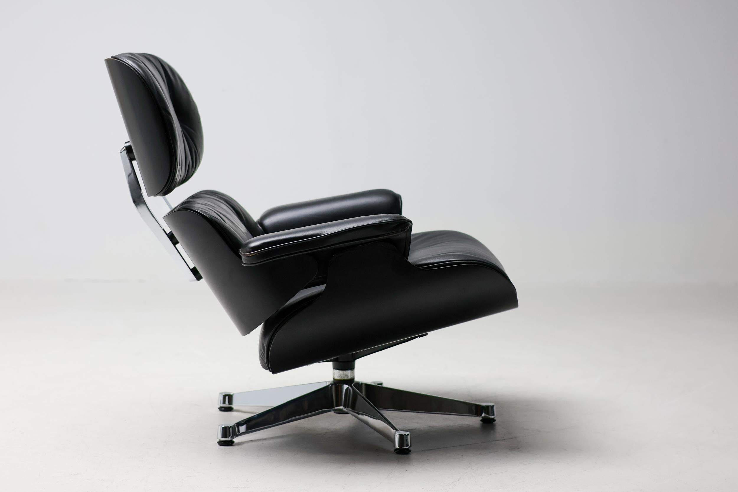 Silla Eames 670 Lounge Negra y Cromada de Herman Miller 4