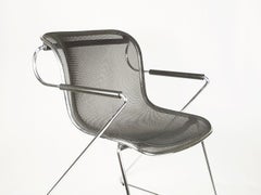 Sillón Penélope de metal cromado y negro de C. Pollock para A. Castelli, años 80