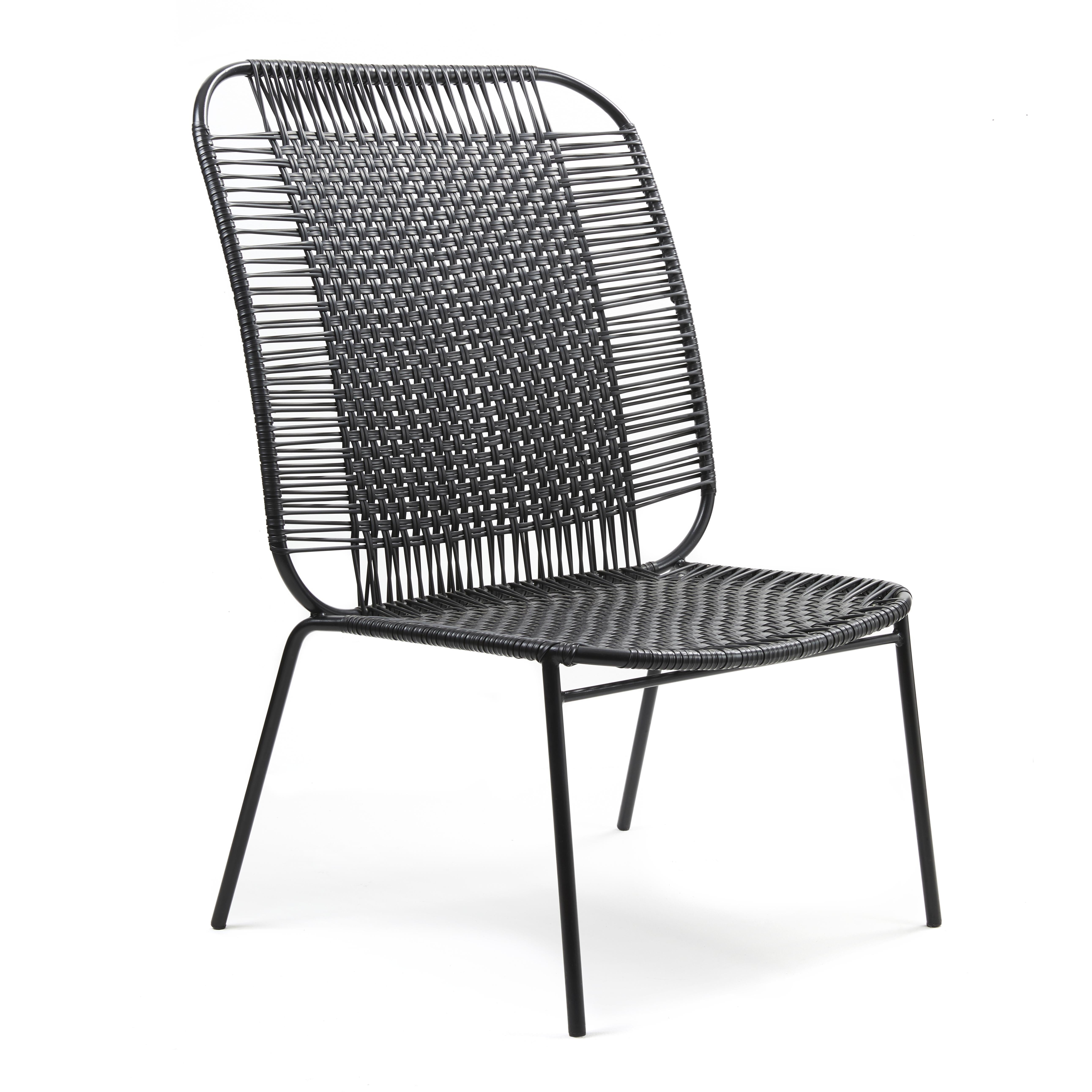 Black Cielo lounge high chair by Sebastian Herkner
Materials: Galvanized and powder-coated tubular steel. PVC strings are made from recycled plastic.
Technique: Made from recycled plastic and weaved by local craftspeople in Cartagena, Colombia.
