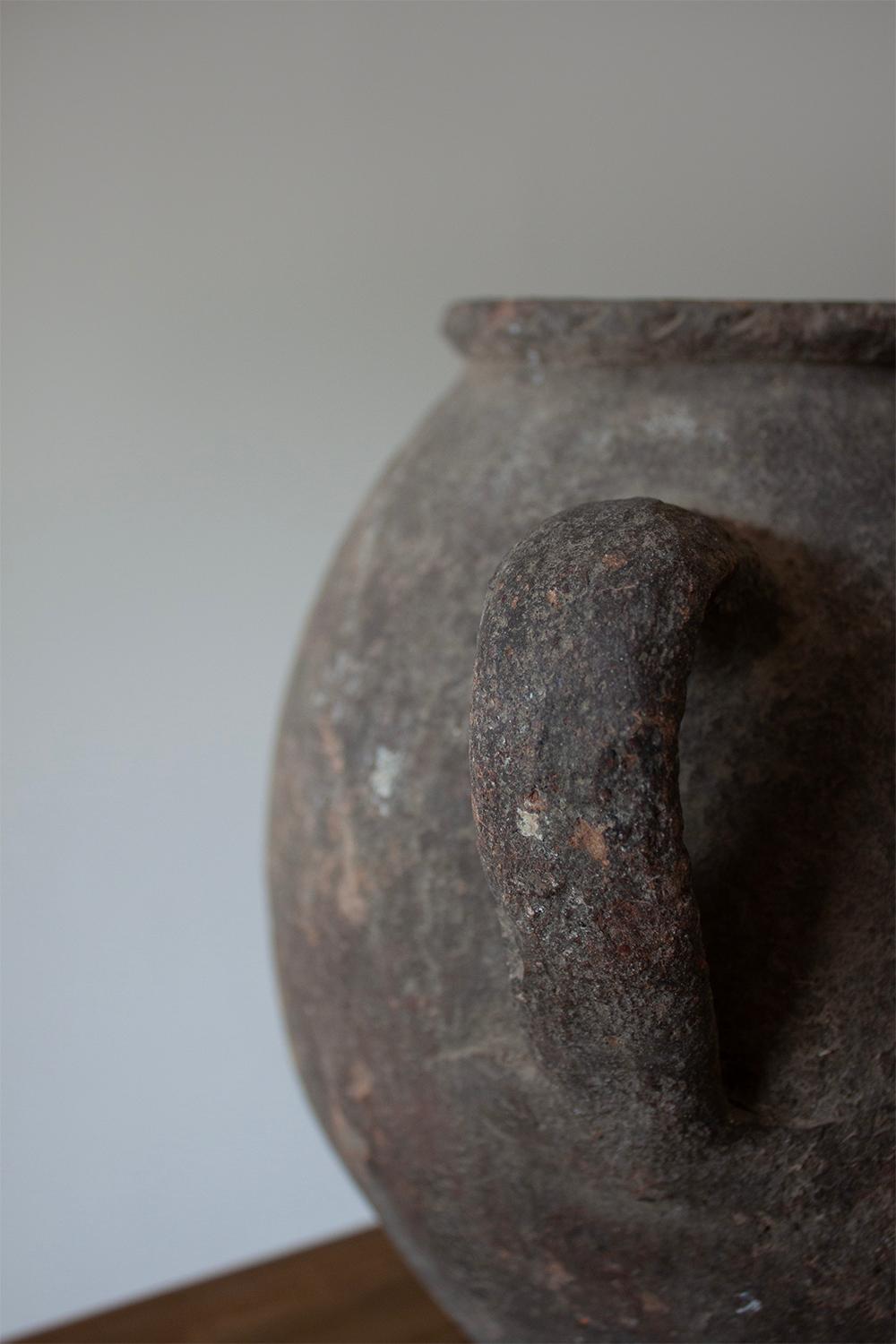 Black Clay 19th Century Antique Greek Ceramic Pot 4