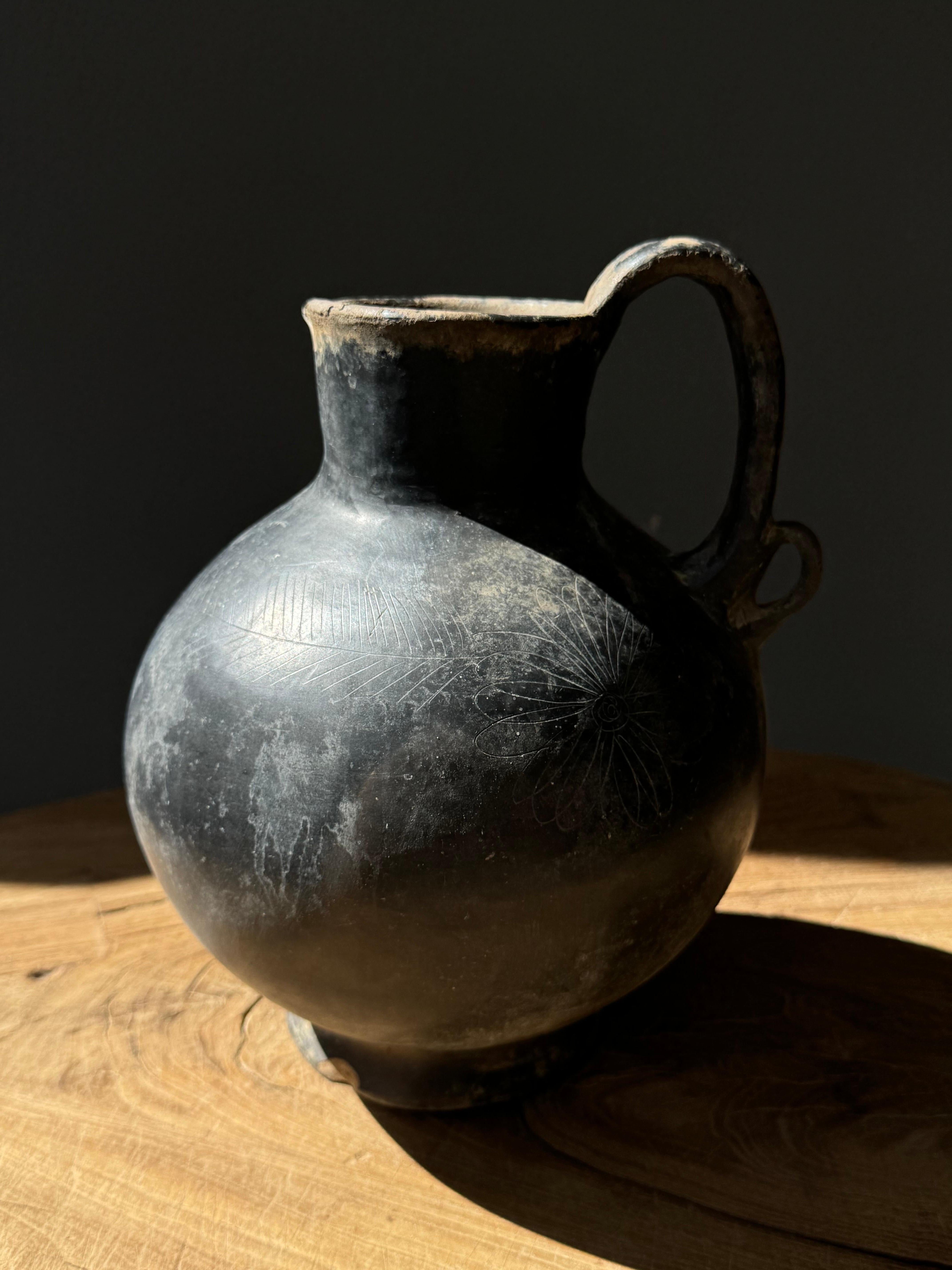 Mexican Black Clay Pitcher From Coyotepec, Oaxaca, Circa 1940´s For Sale
