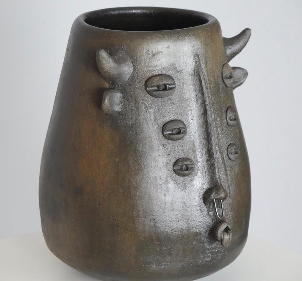 Black Clay Six-Eyed Minotaur Vessel In Good Condition For Sale In Pittsburgh, PA