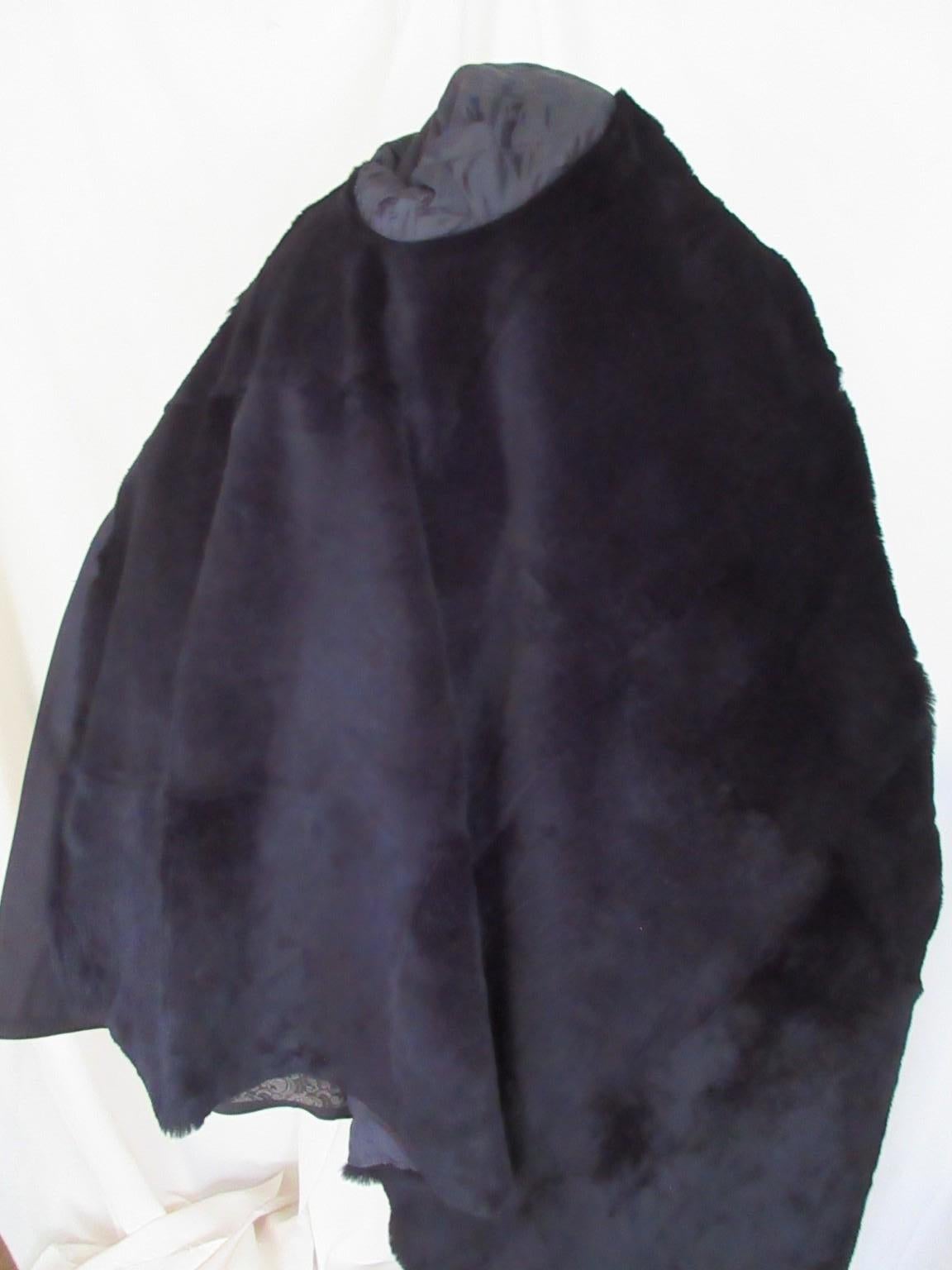 Coates nero con fodera di pelliccia nera rimovibile in vendita 1