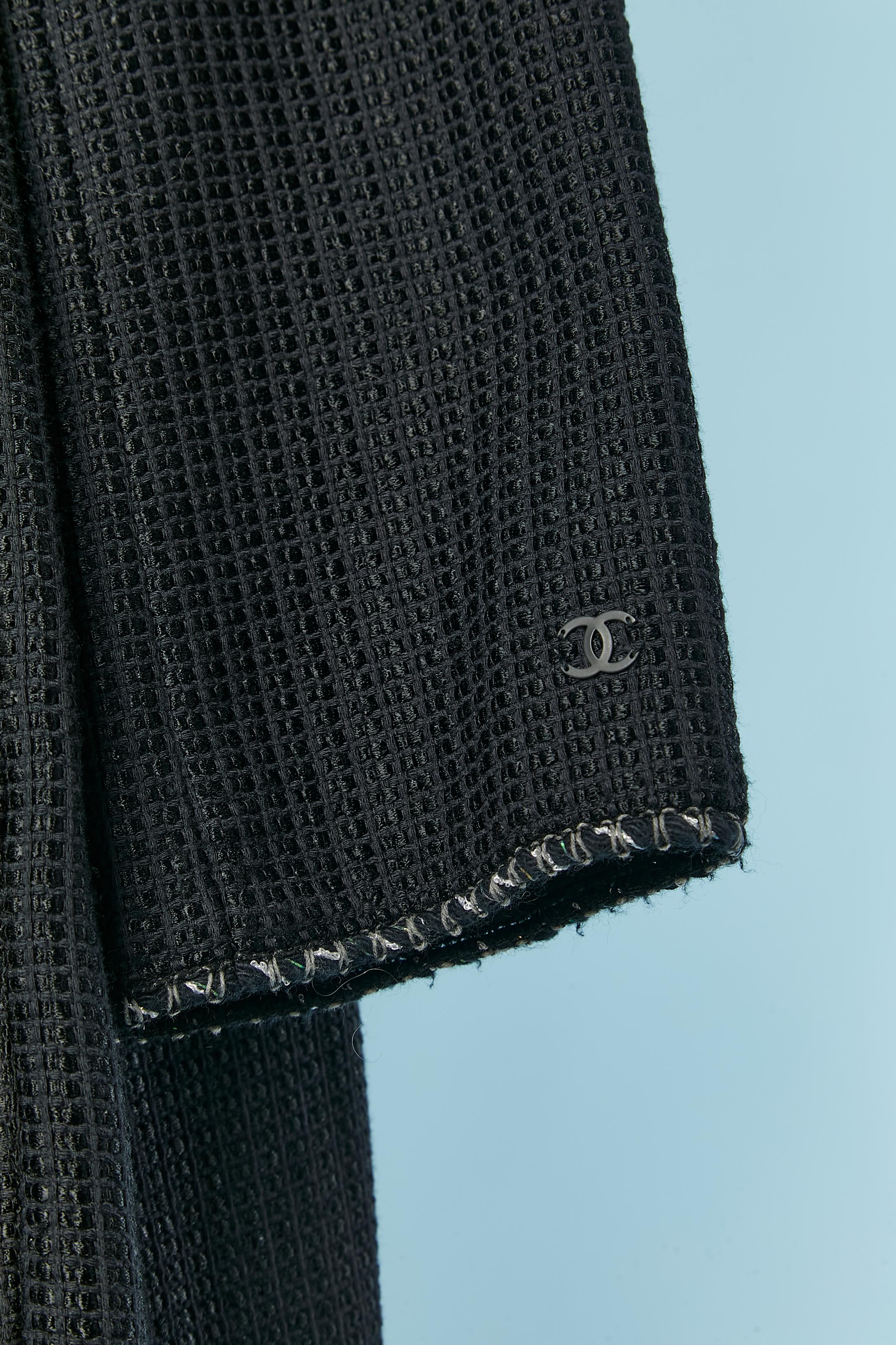 Manteau noir avec fermeture à glissière sur le milieu du devant avec passepoil en tweed CHANEL SS 2006 Excellent état - En vente à Saint-Ouen-Sur-Seine, FR