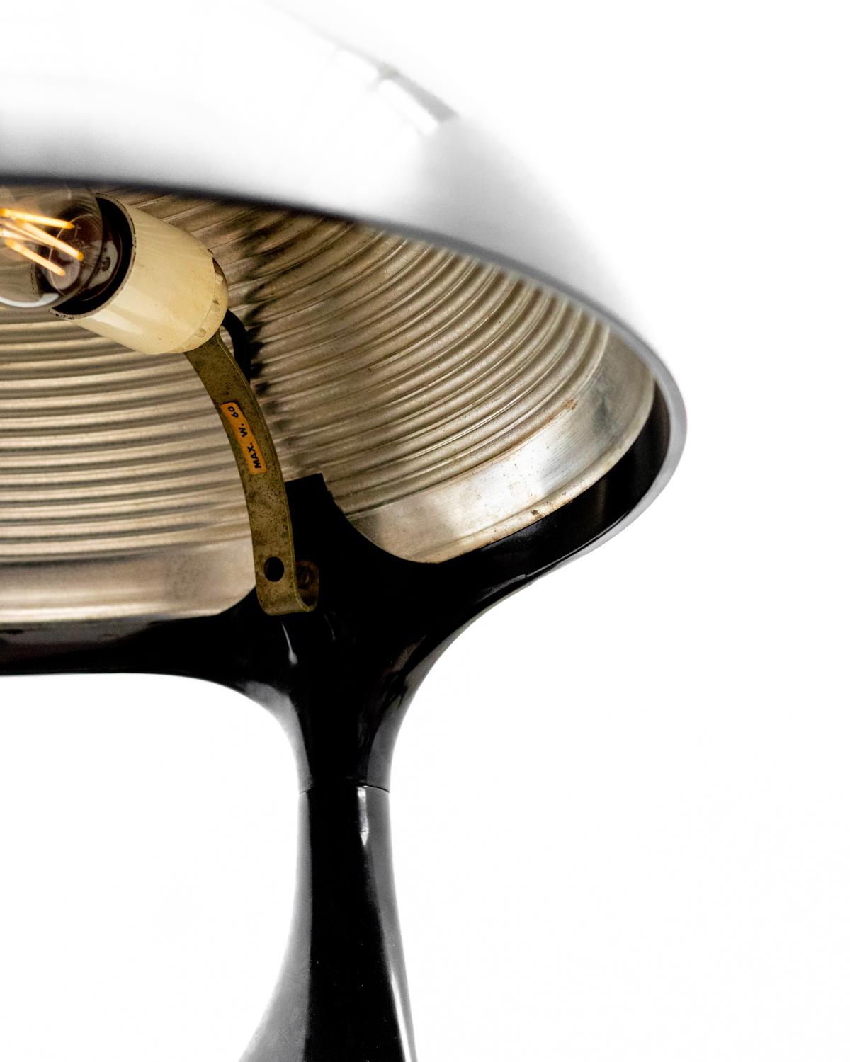 Black Cobra lamp by Elio Martinelli  In Good Condition For Sale In Brussels, BE