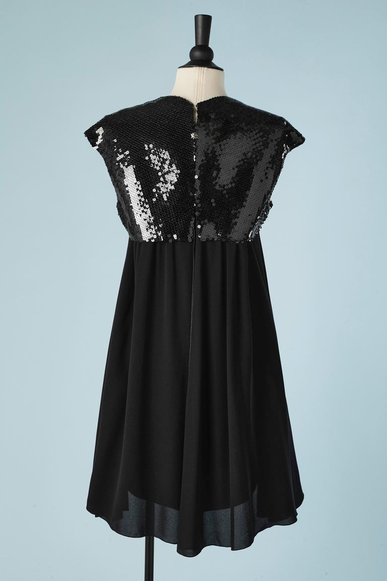 Black cocktail dress in silk chiffon , sequins and metallic silver chain Chanel  For Sale 2
