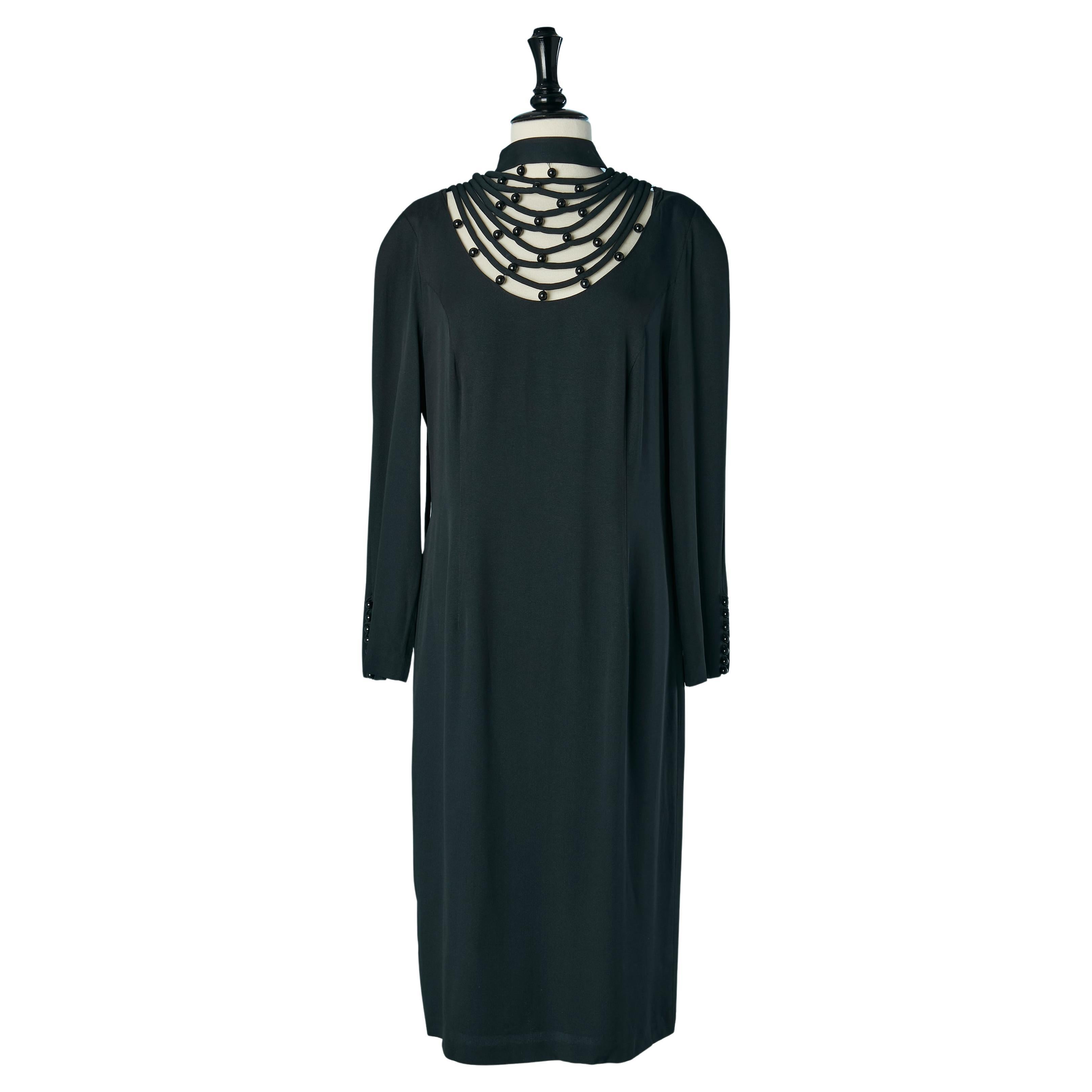 Robe de cocktail noire à col transparent perlé et franges LOUIS FERAUD en vente