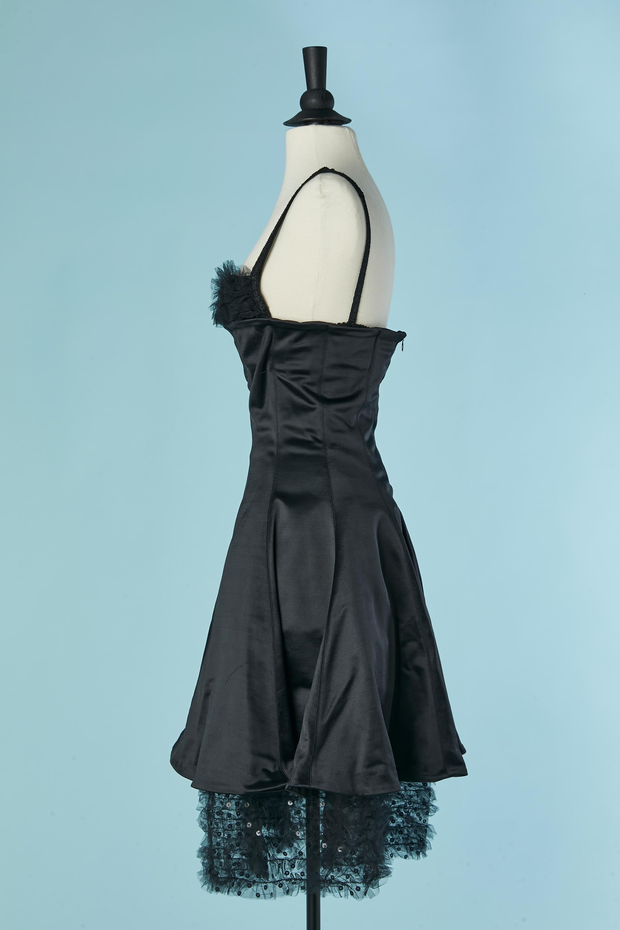 Robe de cocktail noire avec soutien-gorge en tulle et paillettes CHANTAL THOMASS Excellent état - En vente à Saint-Ouen-Sur-Seine, FR