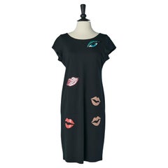 Schwarzes Cocktailkleid mit "Eye and Lips"-Applikation MOSCHINO Cheap and Chic