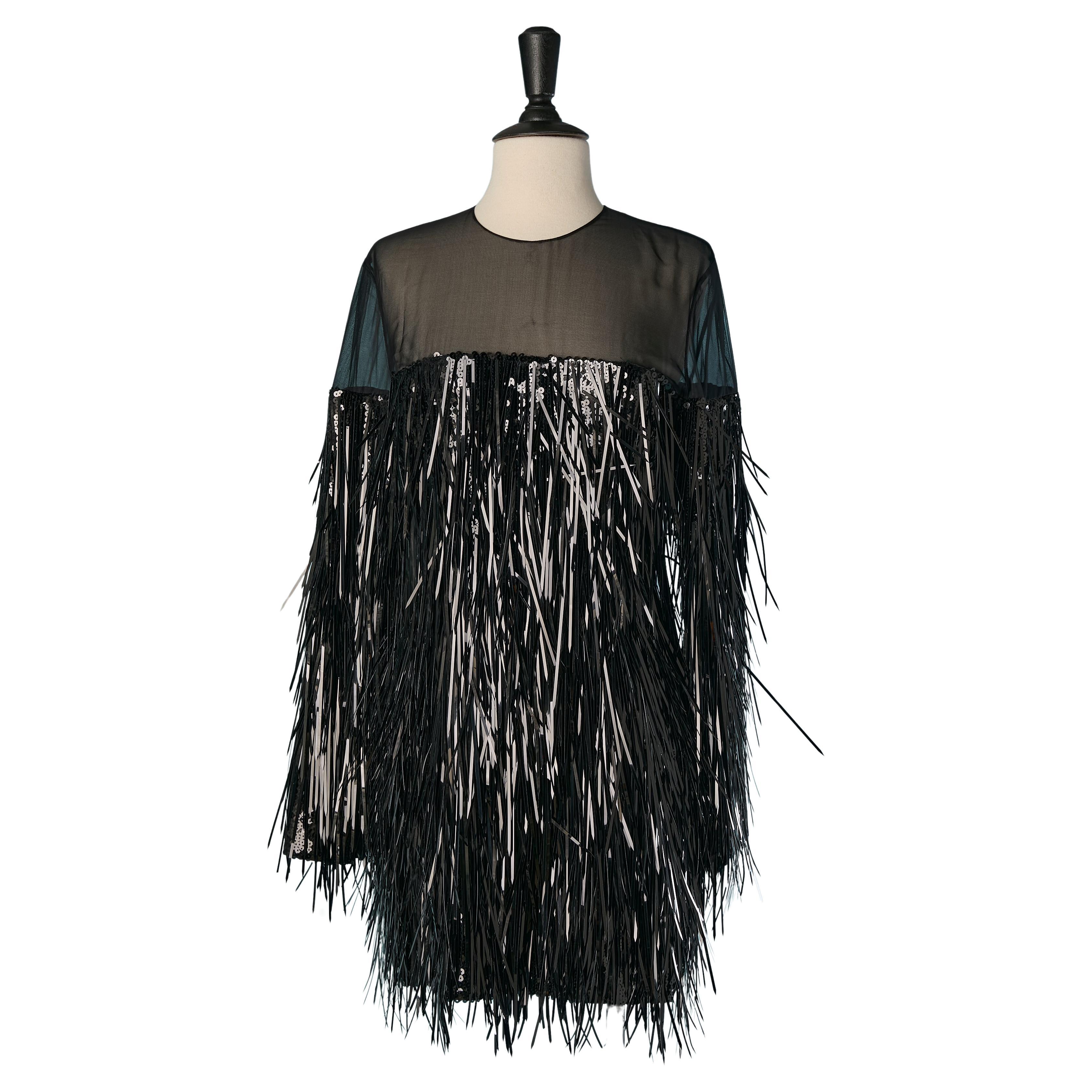 Robe de cocktail noire avec franges en PVC noir et paillettes ALEXANDRE VAUTHIER New