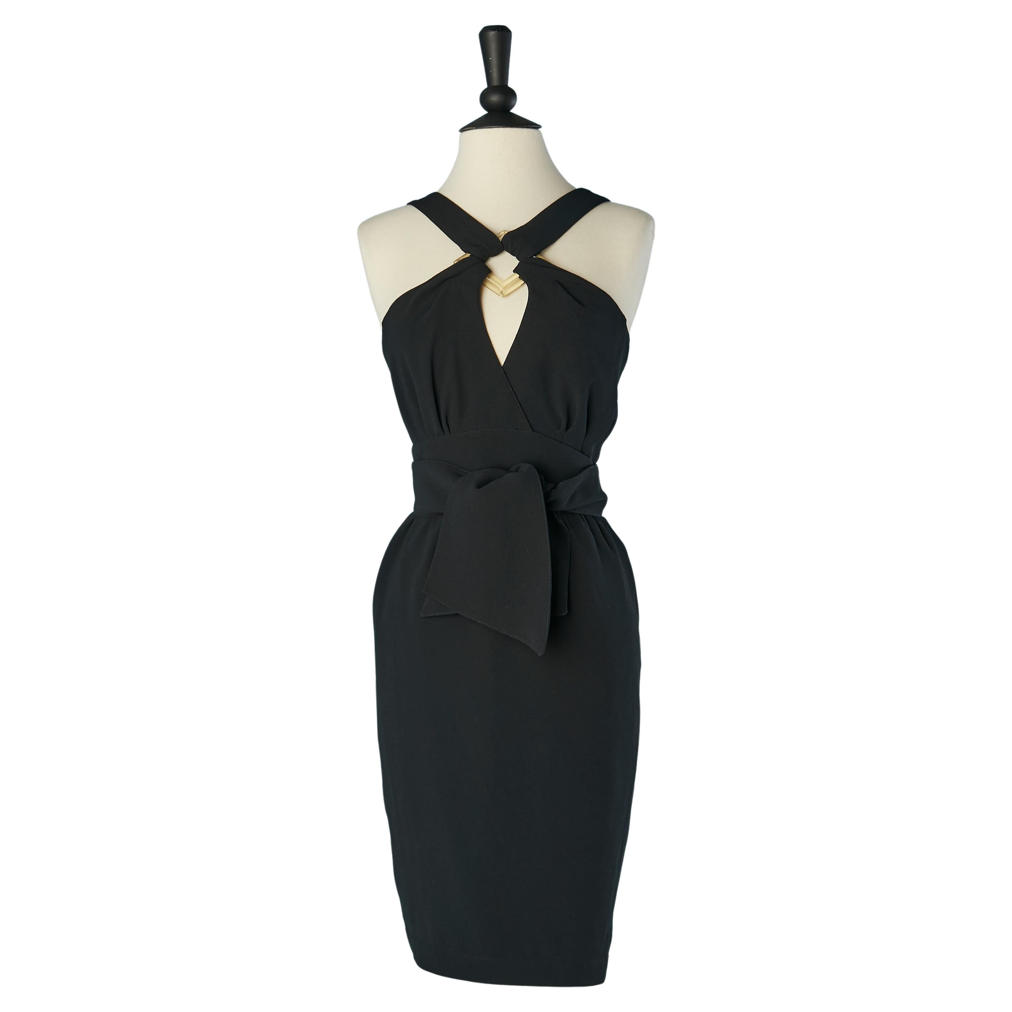 Abito da cocktail nero con fibbia in resina sul davanti e fascia Thierry Mugler