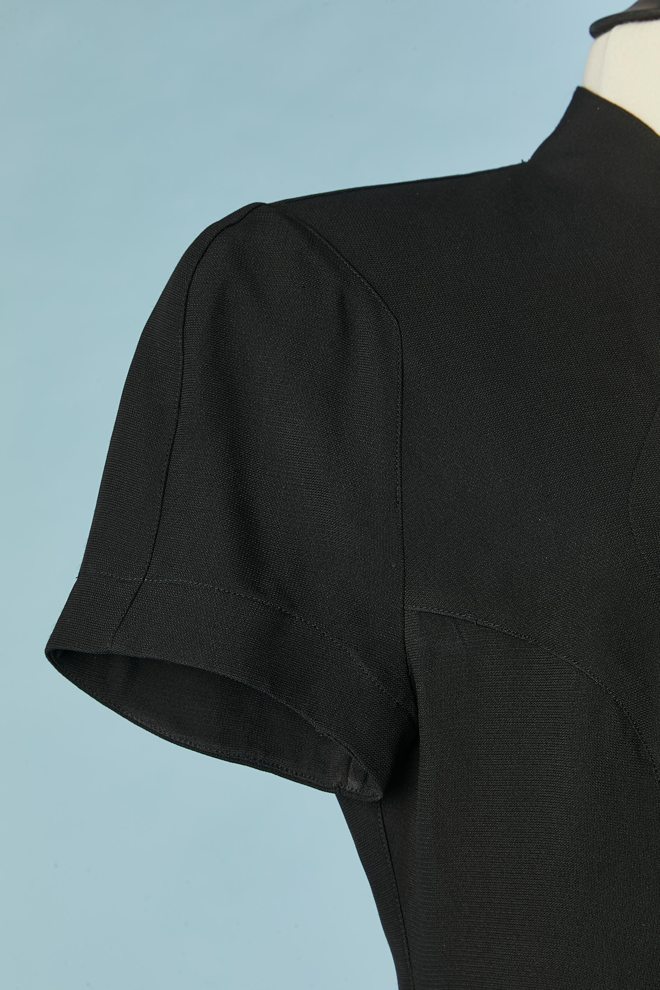 Black cocktail dress with rhinestone embellishement on the front Thierry Mugler In Excellent Condition For Sale In Saint-Ouen-Sur-Seine, FR