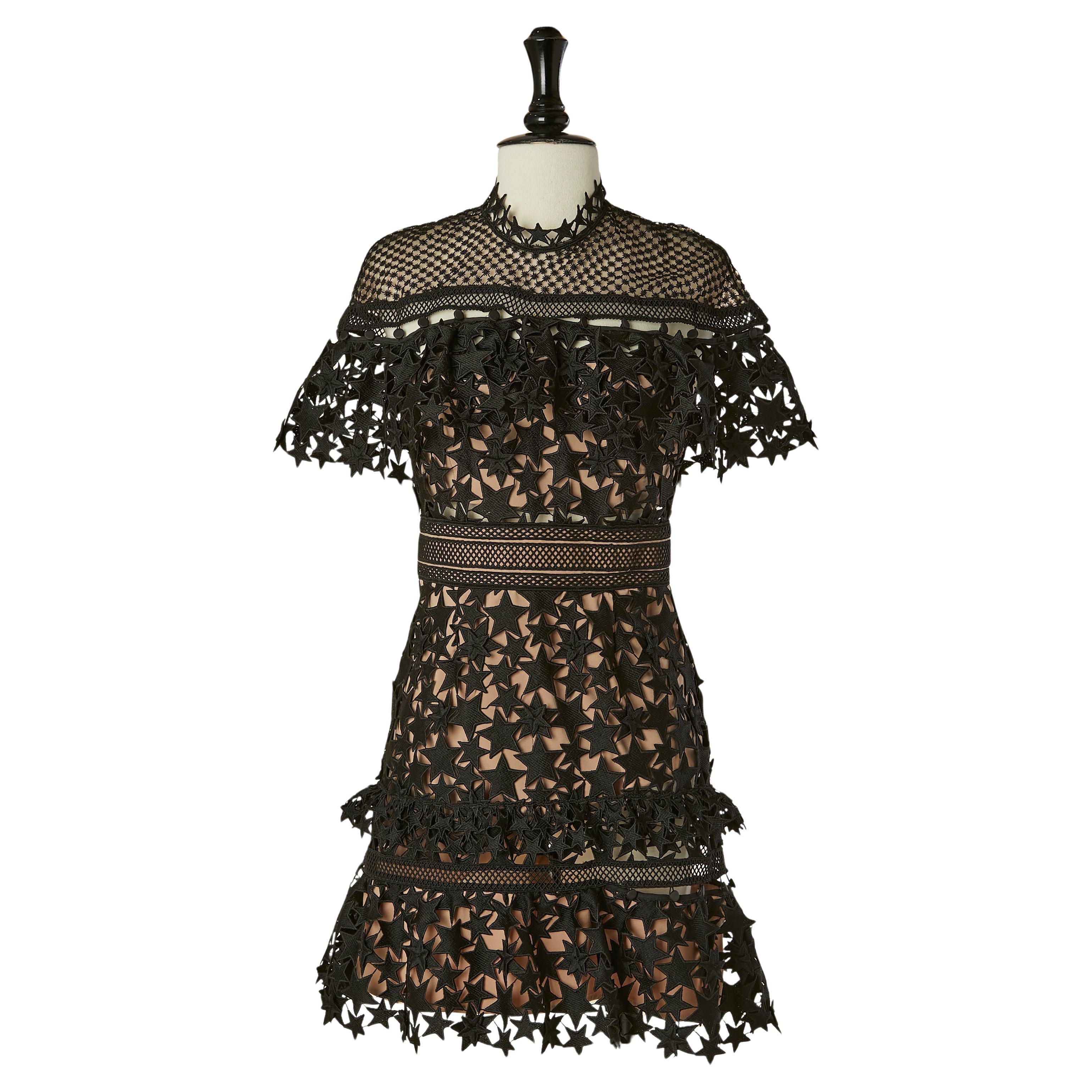 Robe de cocktail noire avec motif en dentelle étoilée Self-Portrait