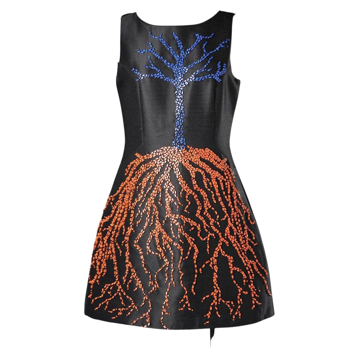 Schwarzes Cocktailkleid mit Baum- und Roots-Perlenstickereien Osman Yousefzada im Angebot