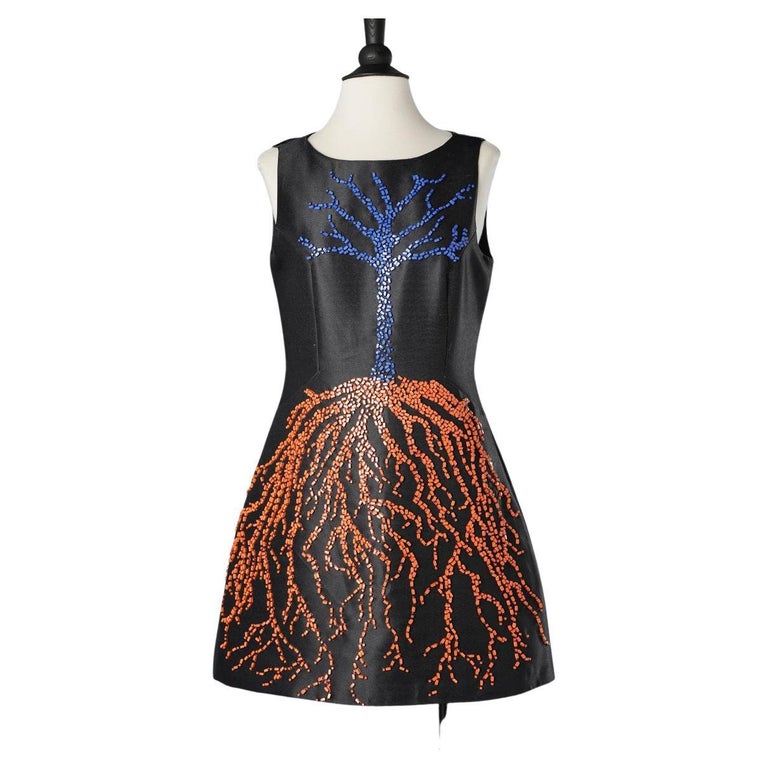 Black cocktail dress with tree and roots beads embroideries Valentino ...