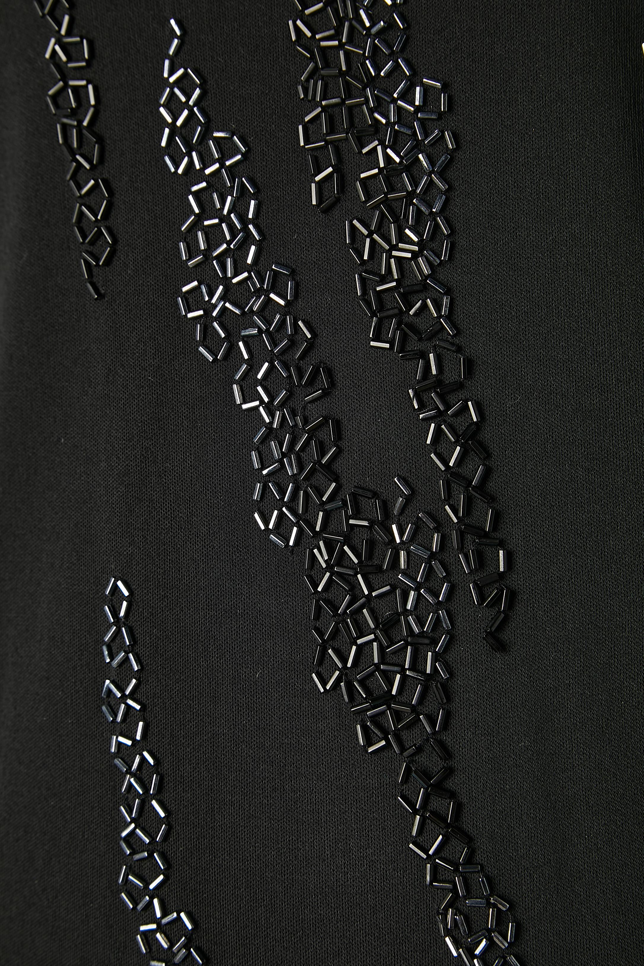Robe de cocktail noire en jersey avec perles Bob Mackie  Bon état - En vente à Saint-Ouen-Sur-Seine, FR