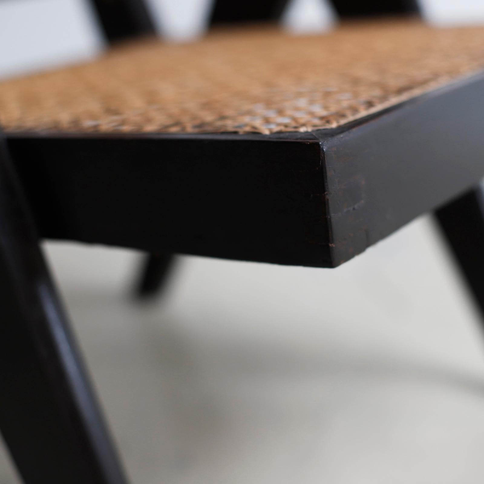 pierre jeanneret chair black