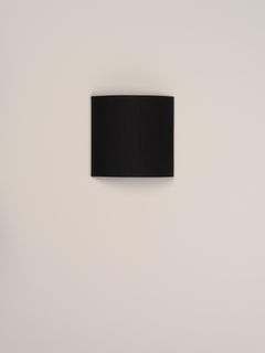 Schwarze Comodín Cuadrado Skulpturale Contemporary Art Wandlampe von Santa & Cole