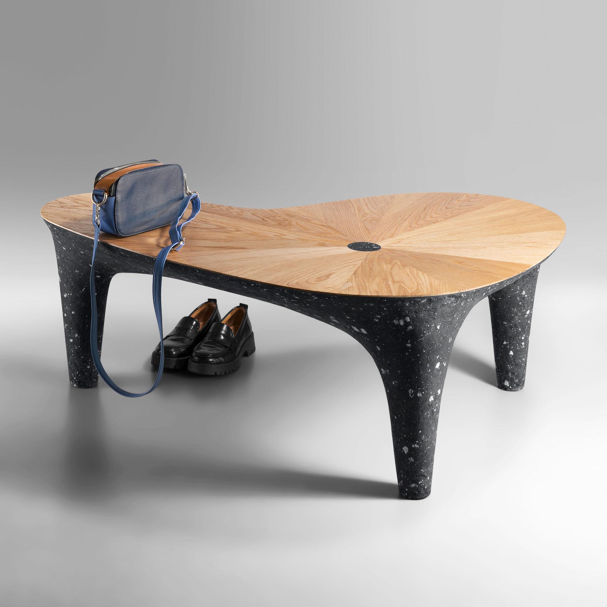 Modern Black Concrete Bench, Natural Oak Tabletop by Donatas Žukauskas In New Condition For Sale In Rudamina, LT